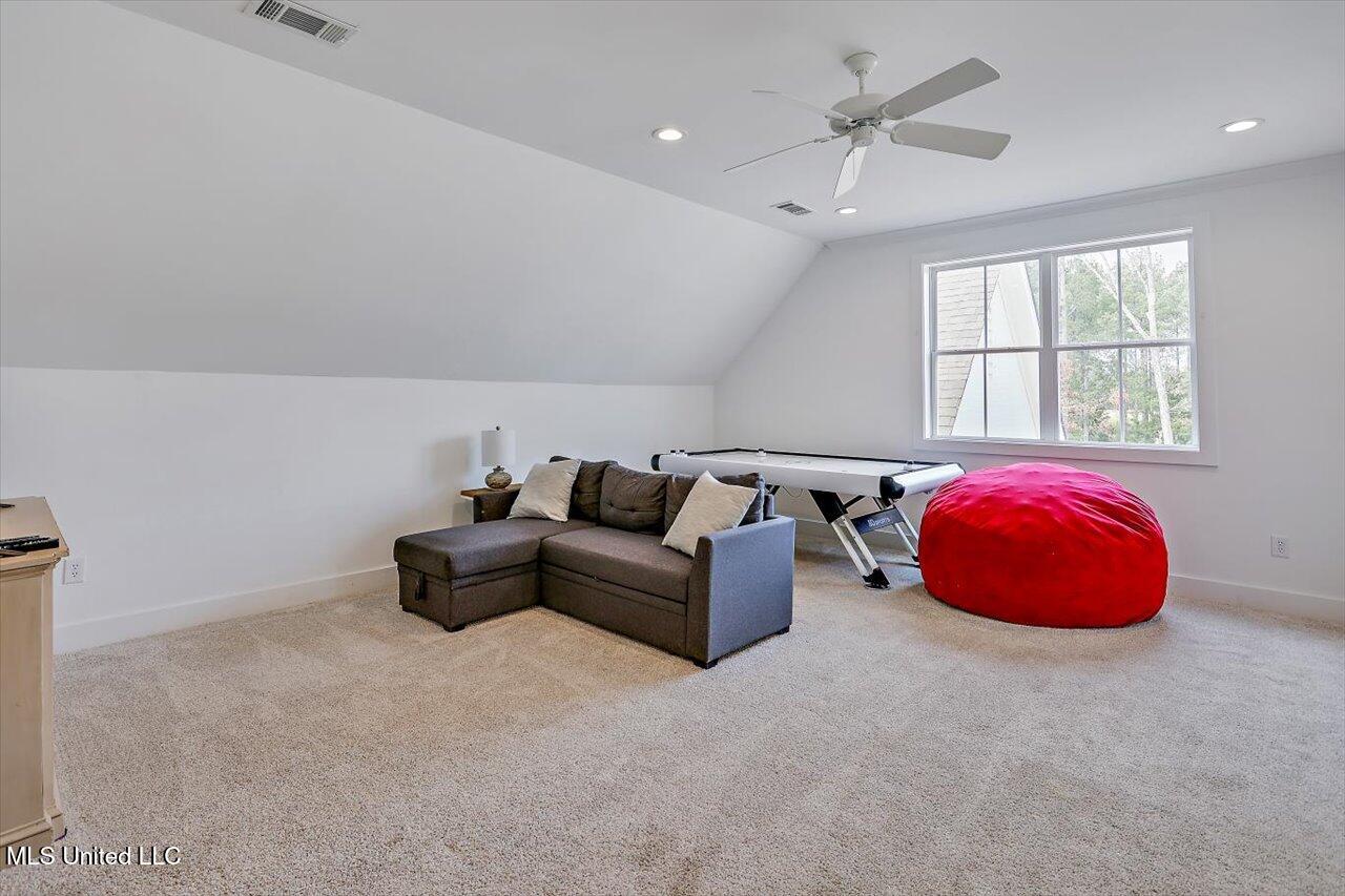 119 Silverleaf Drive