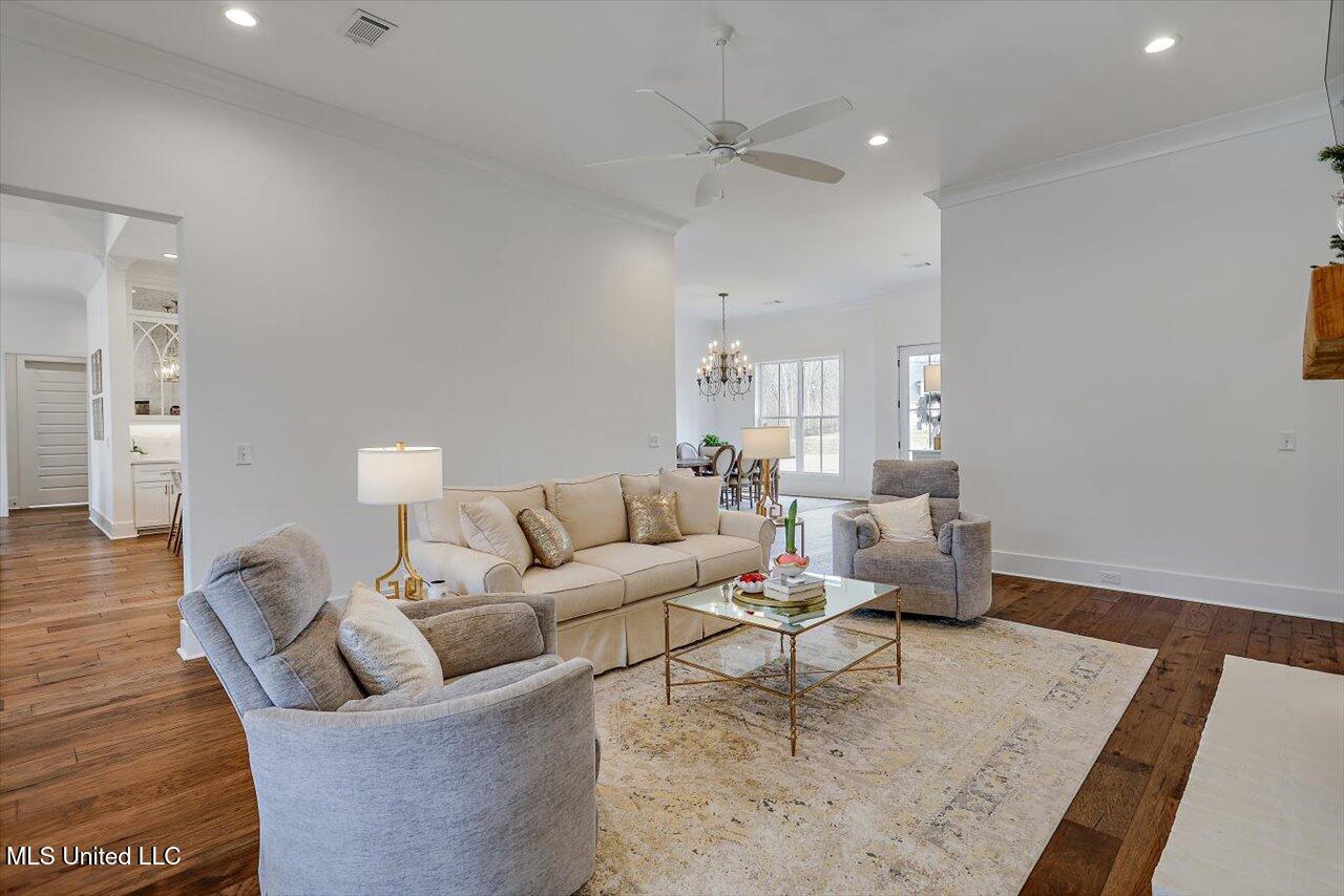 119 Silverleaf Drive