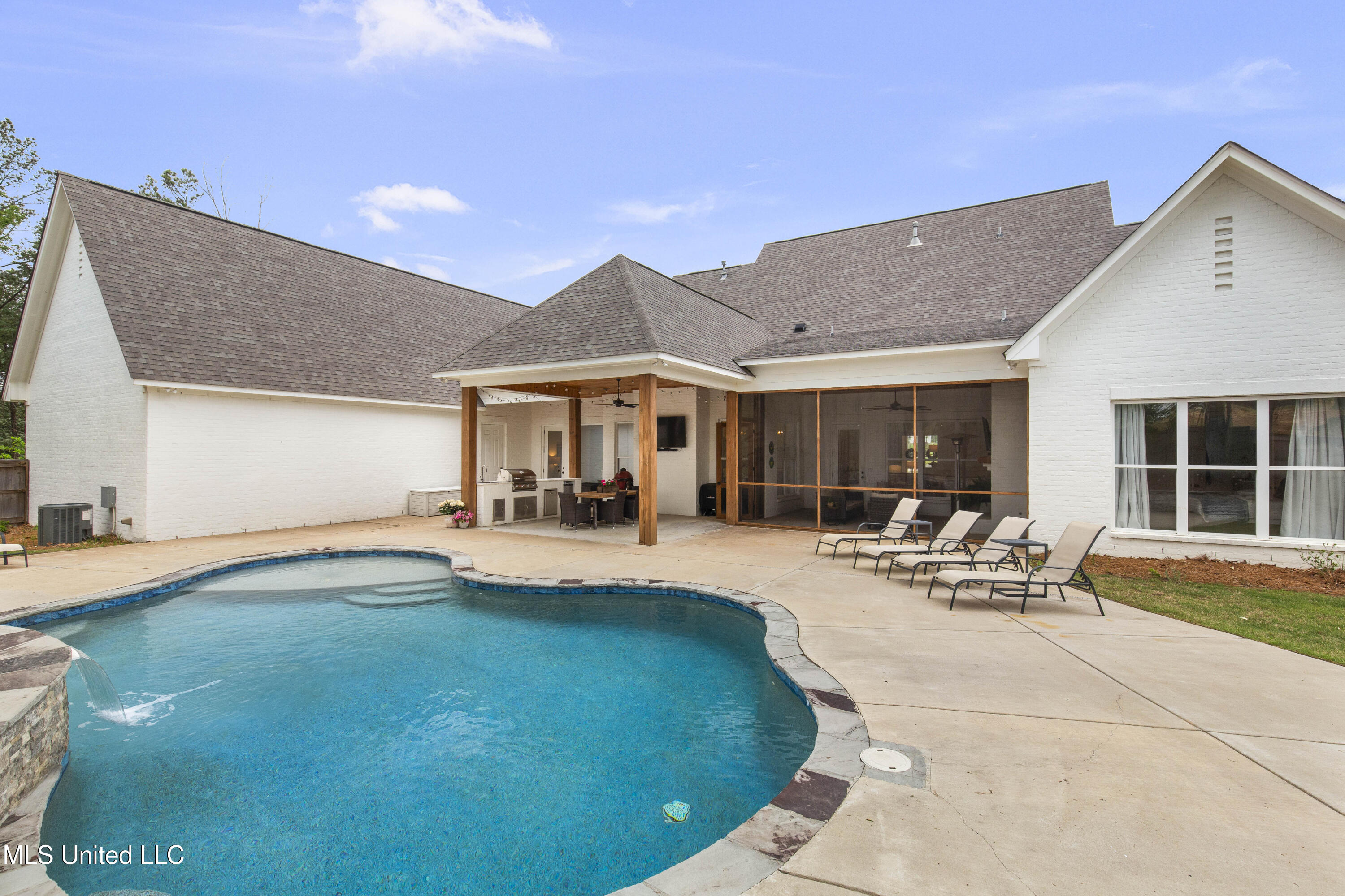 119 Silverleaf Drive