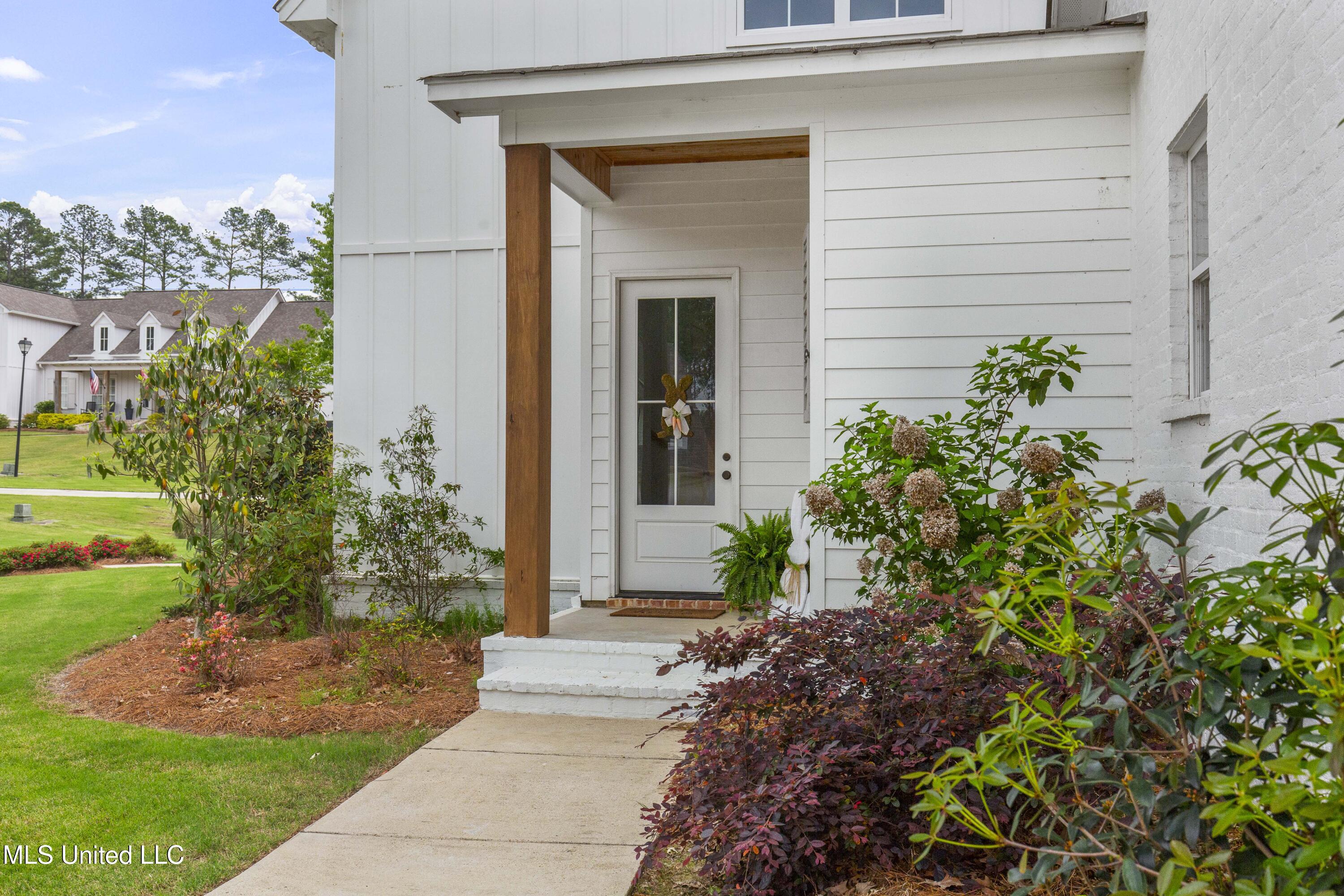 119 Silverleaf Drive