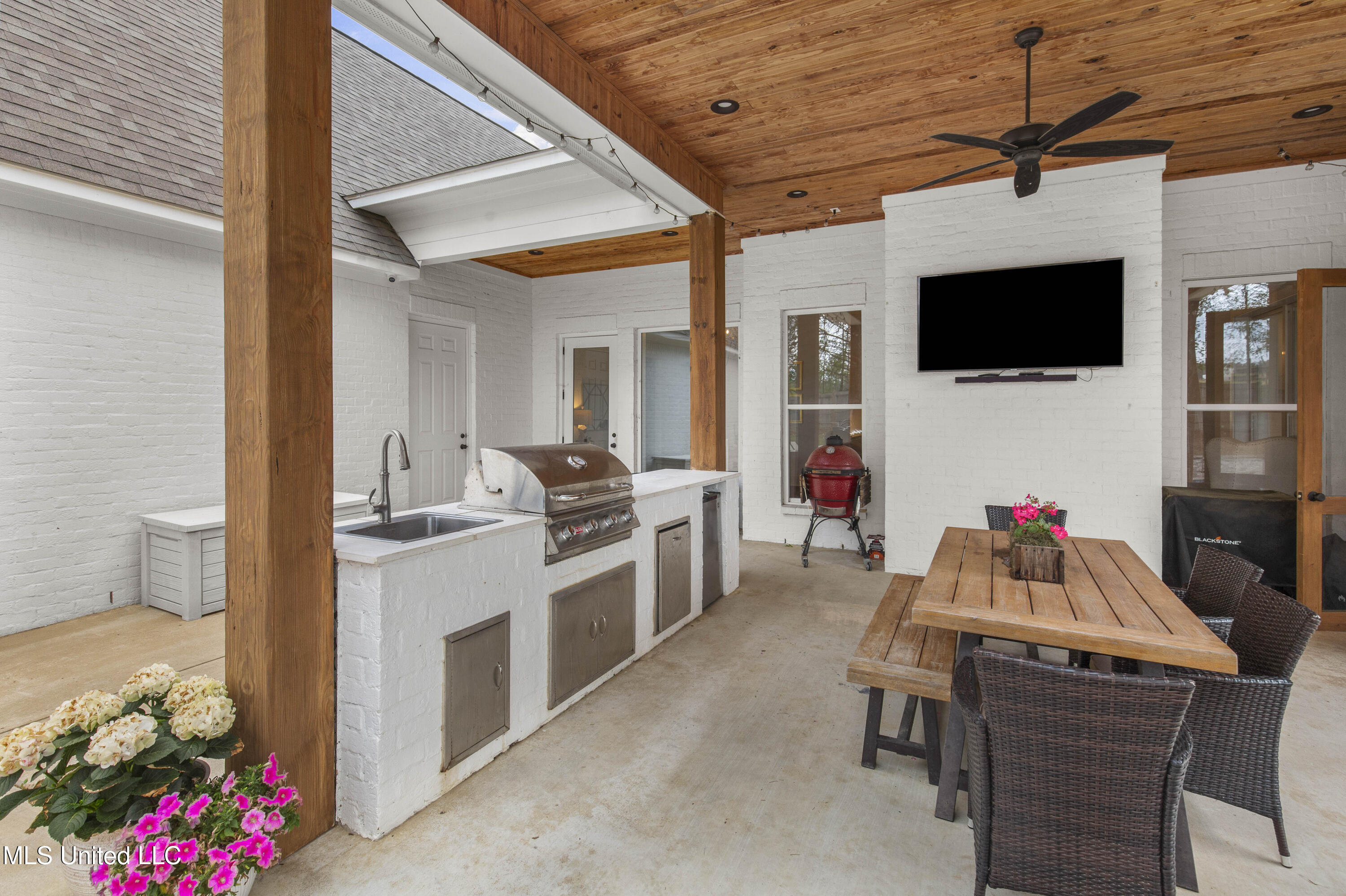 119 Silverleaf Drive