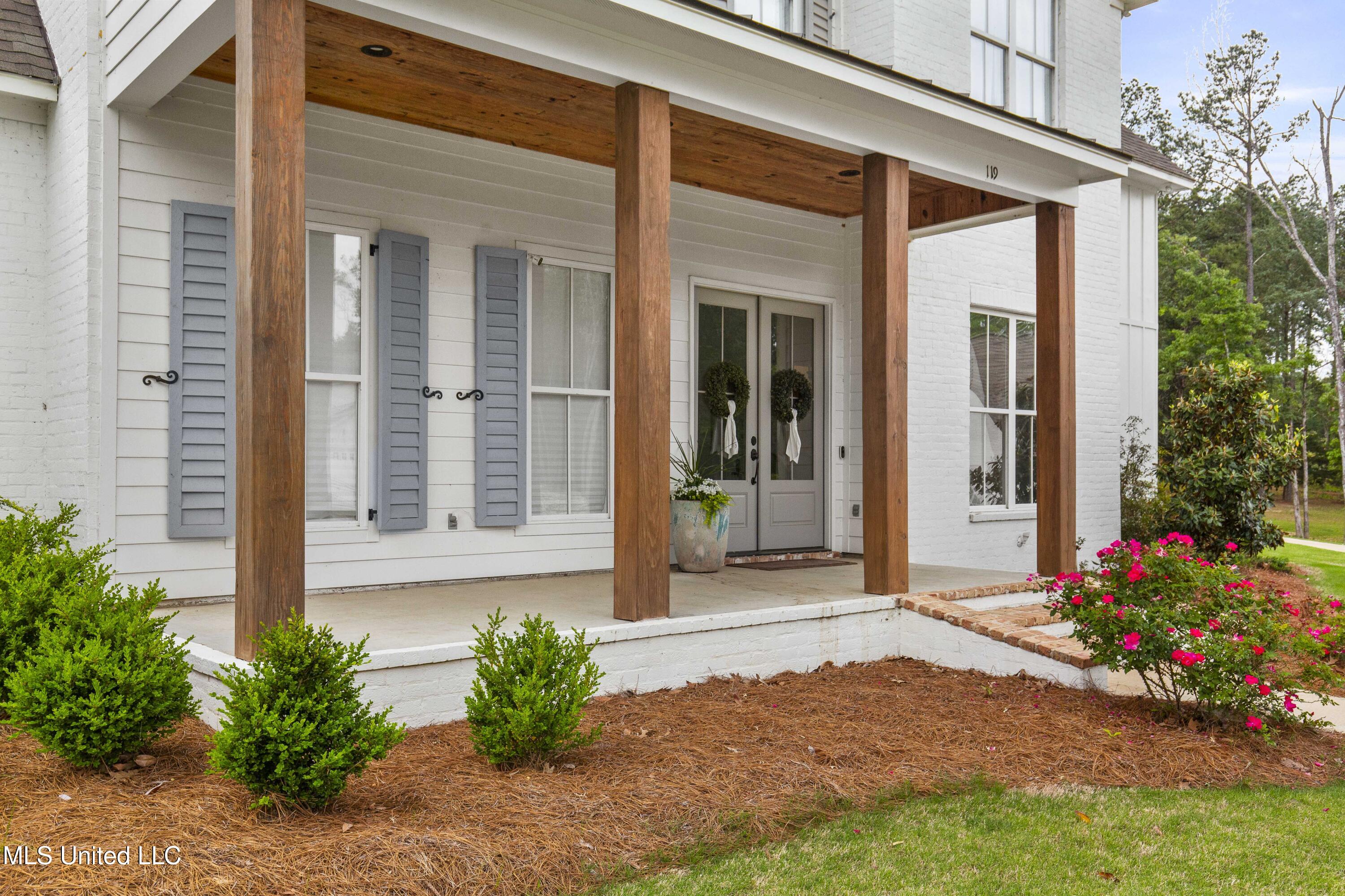 119 Silverleaf Drive