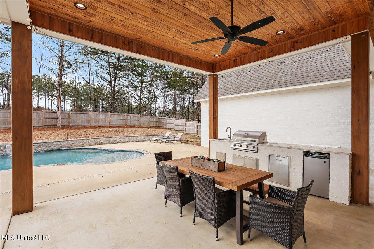 119 Silverleaf Drive