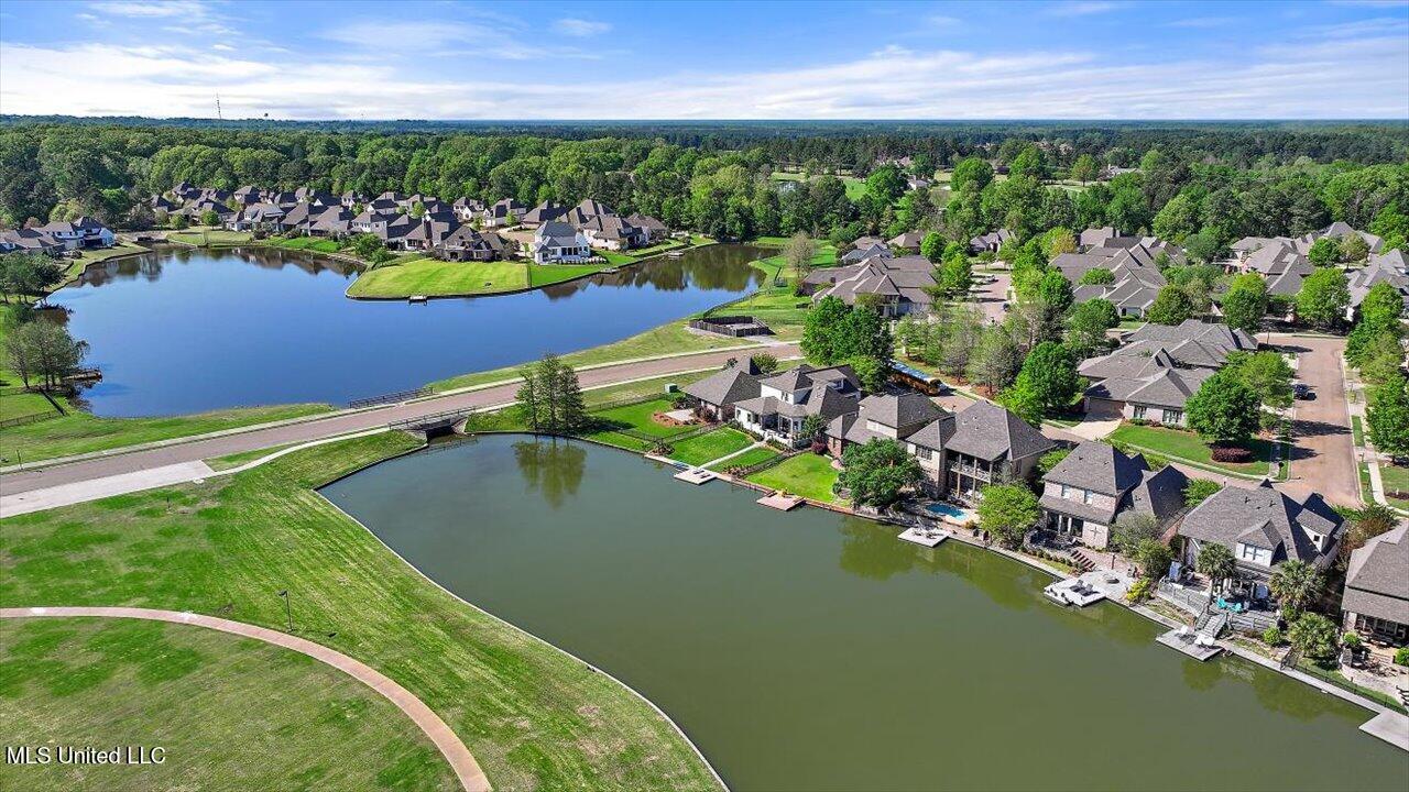 101 Vinings Drive