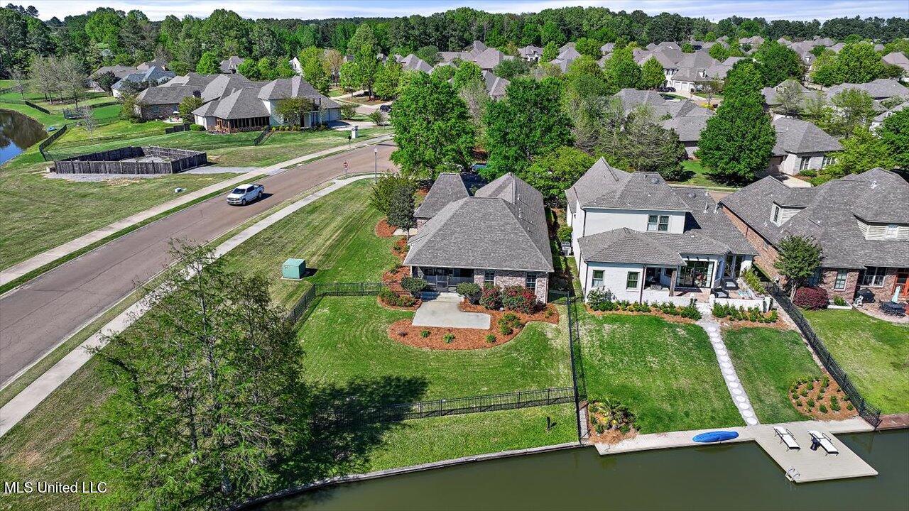 101 Vinings Drive