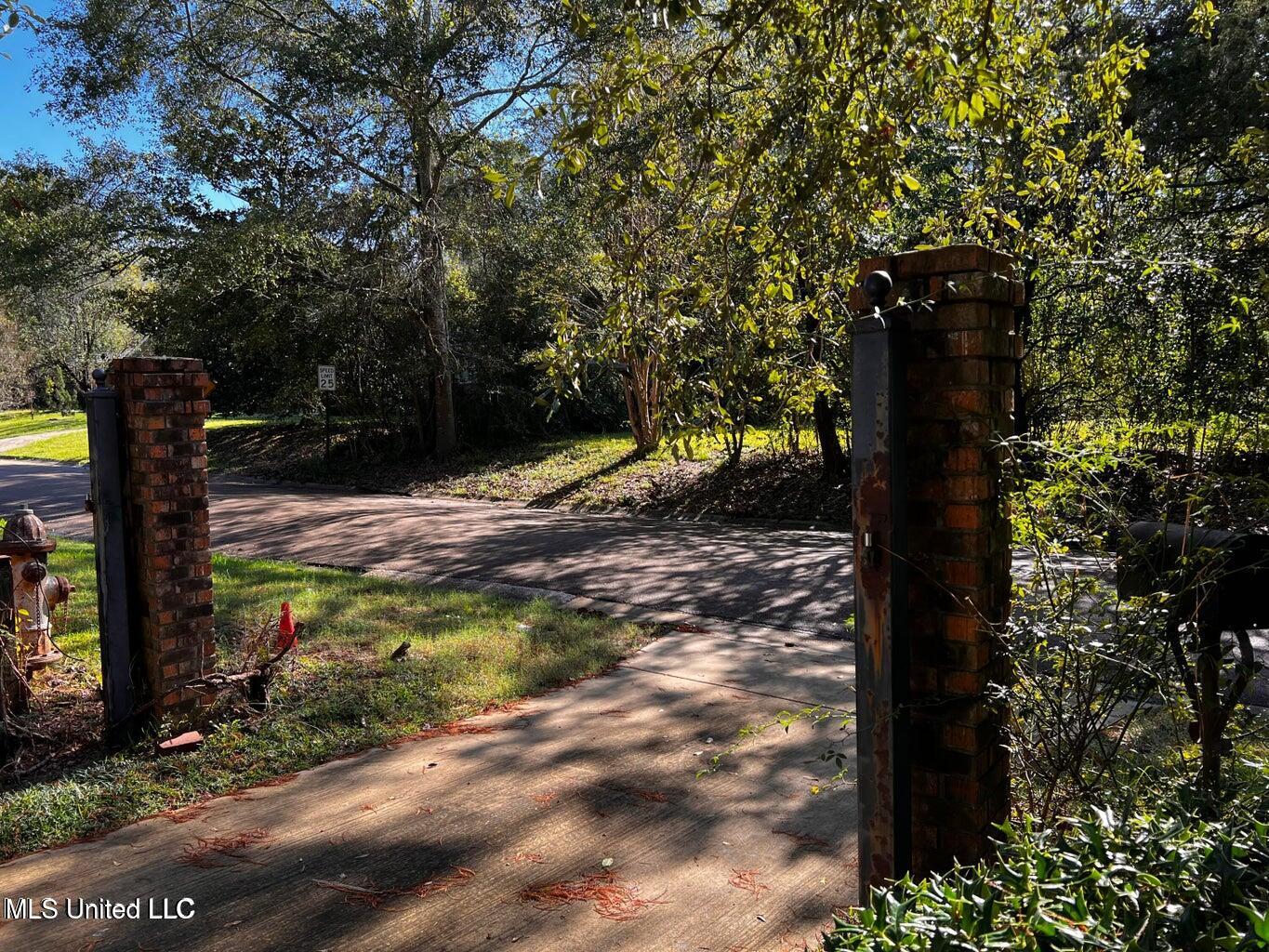 1404 Winchester Street