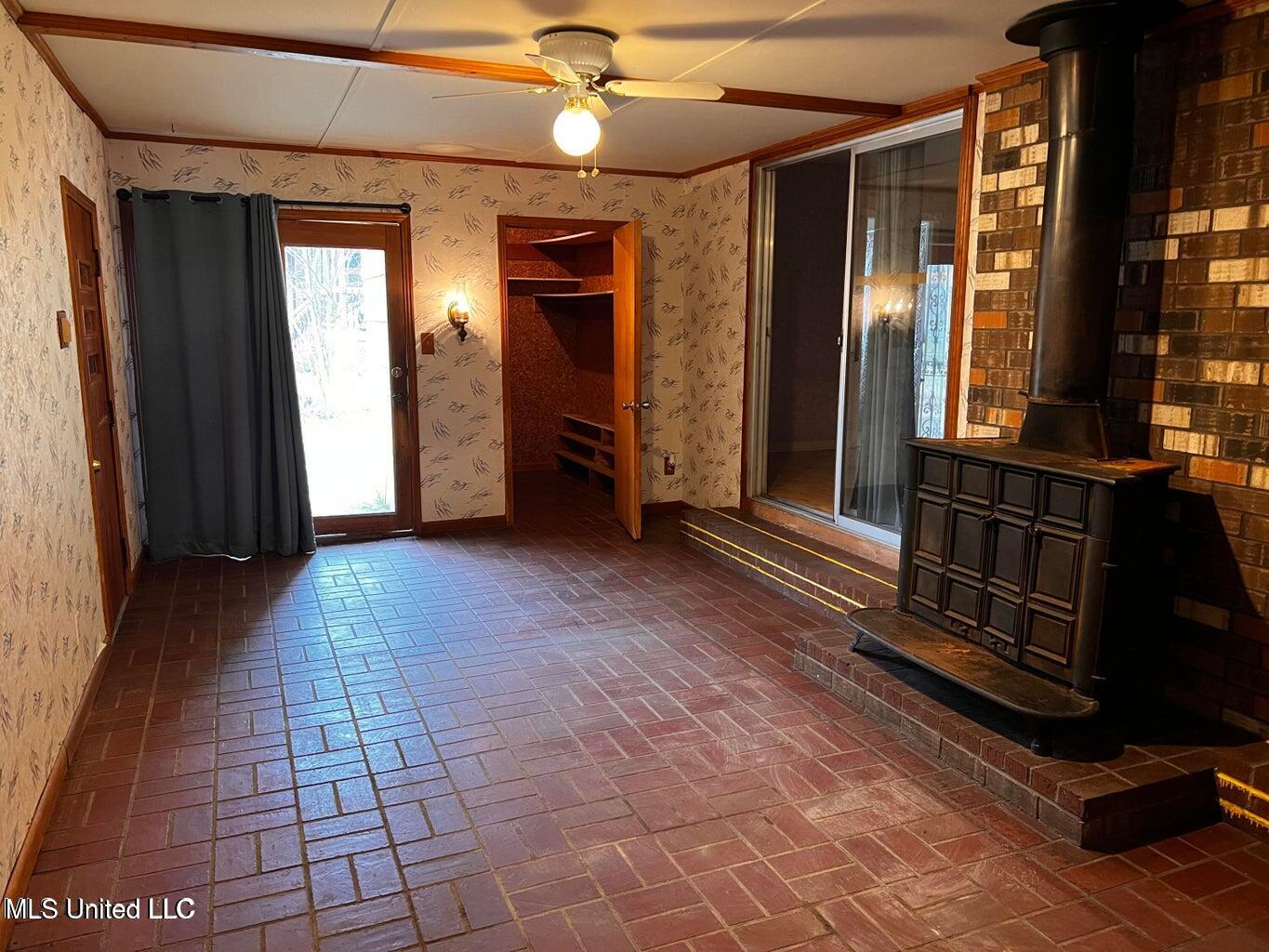 1404 Winchester Street