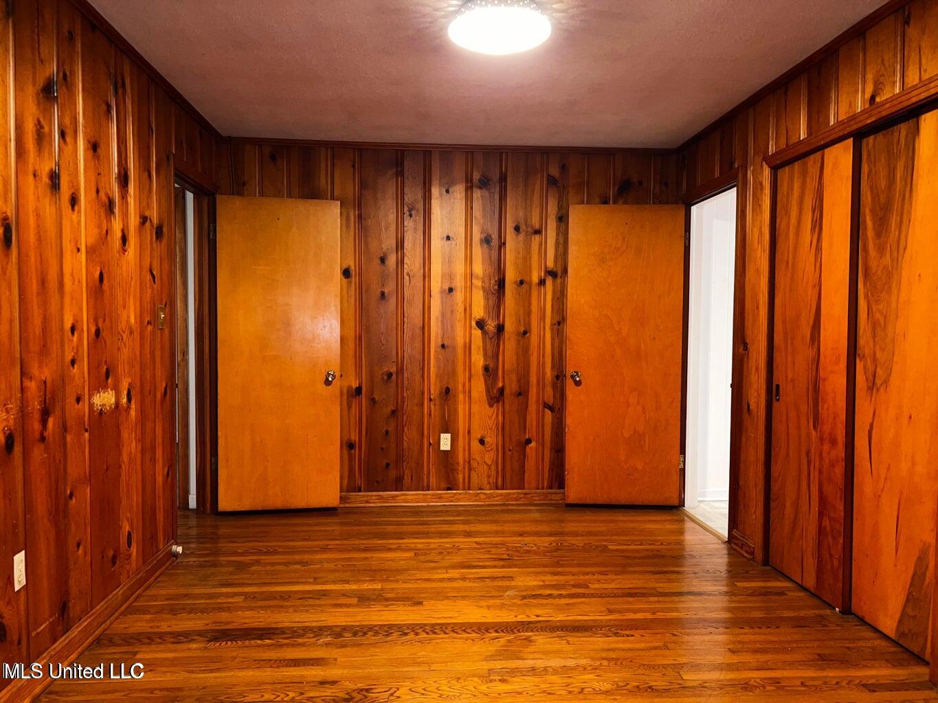 1404 Winchester Street