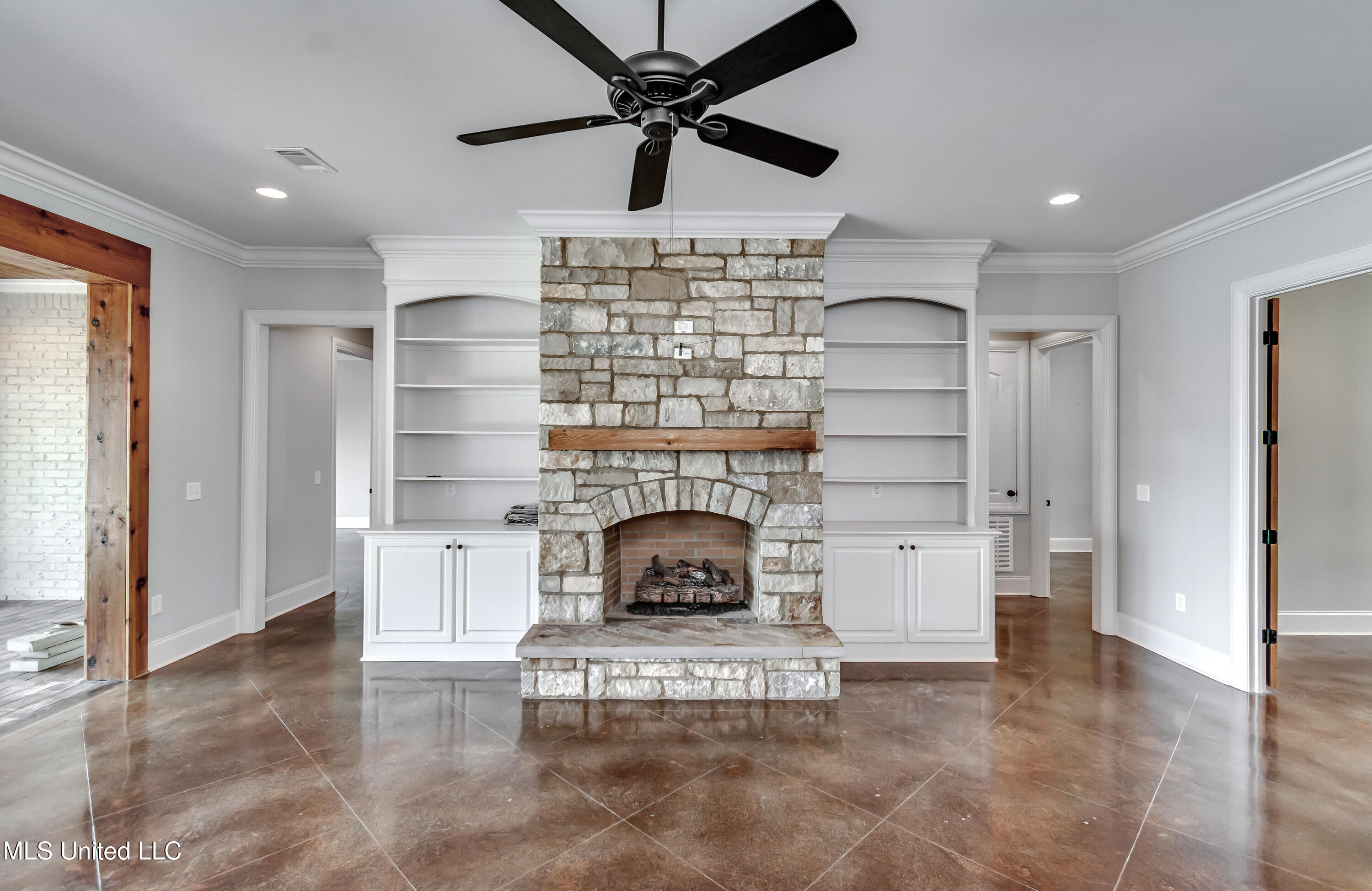 294 Dover Lane