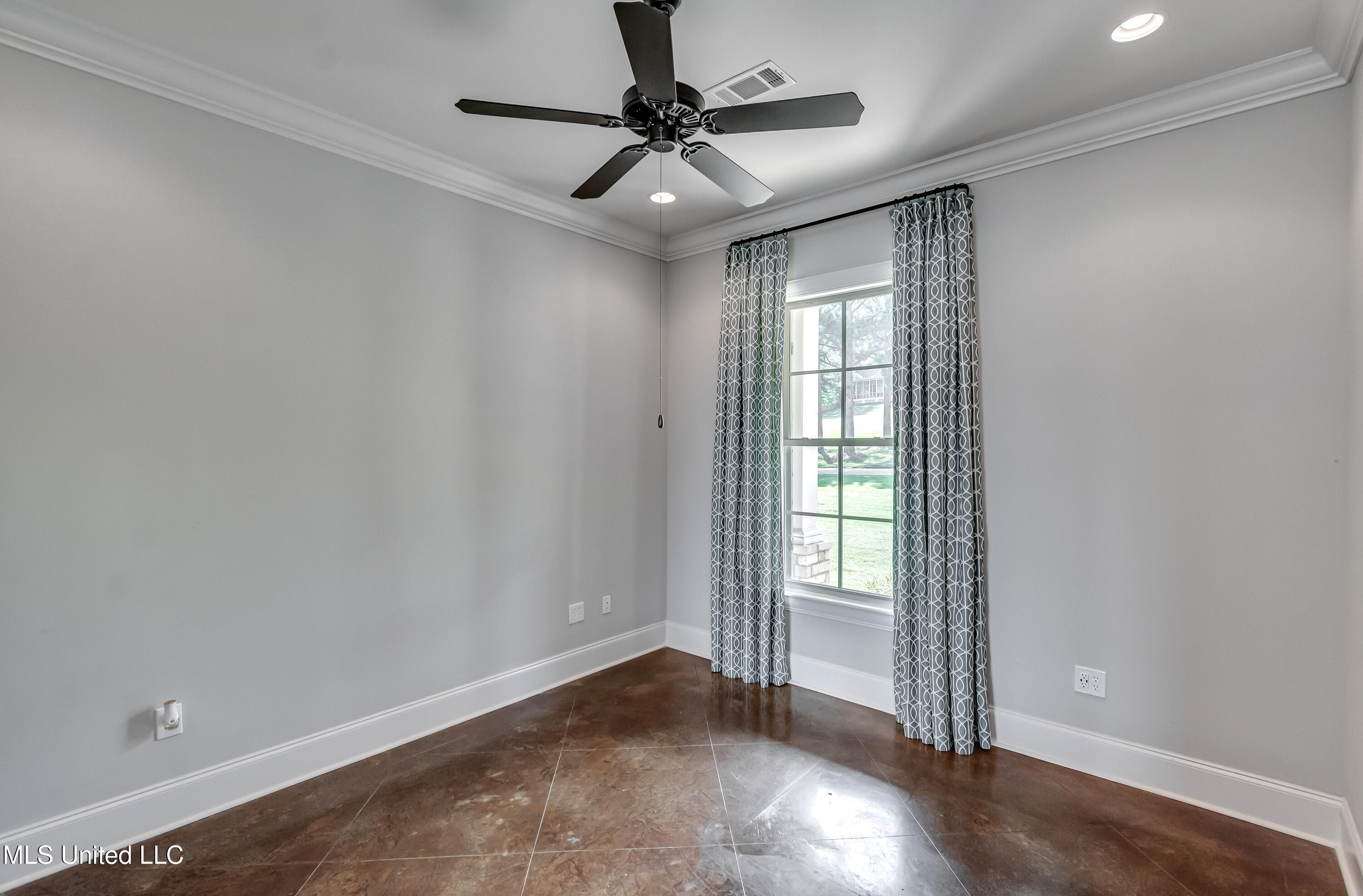 294 Dover Lane