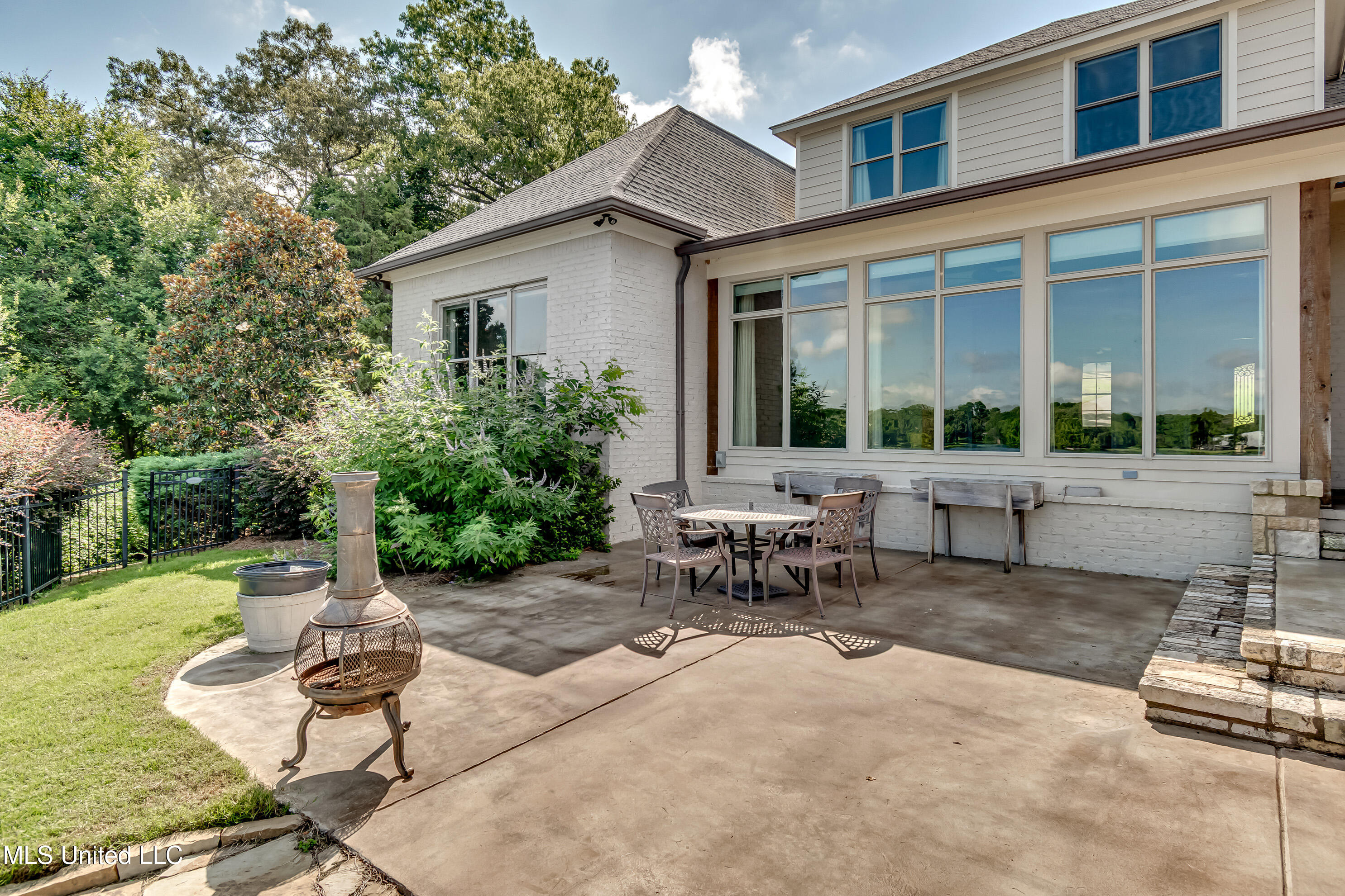 294 Dover Lane