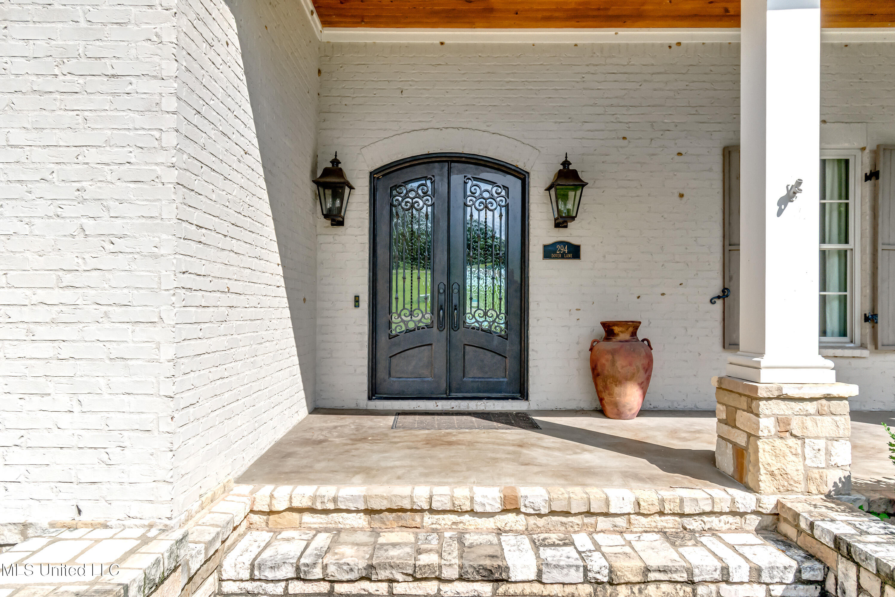 294 Dover Lane