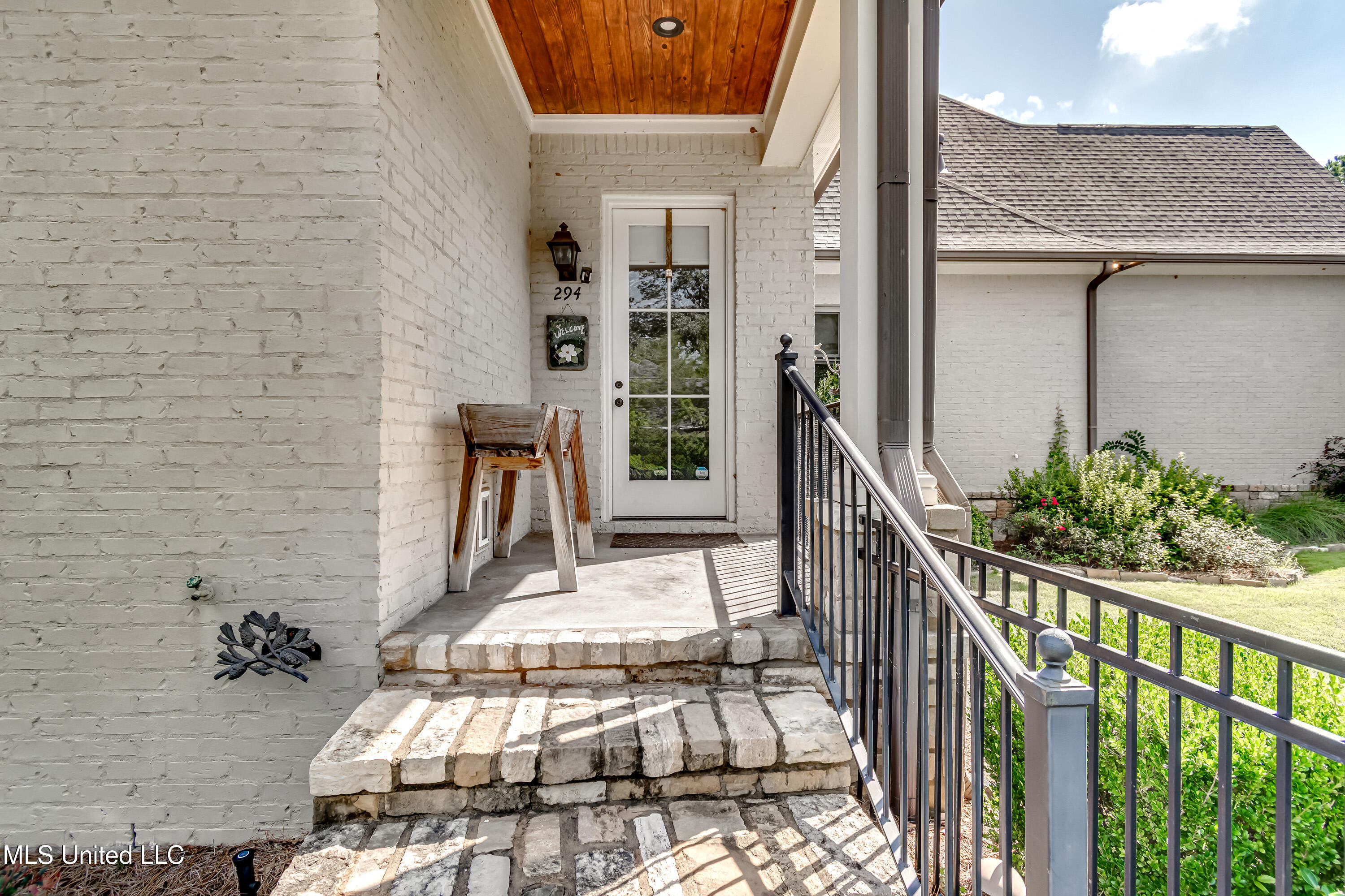 294 Dover Lane