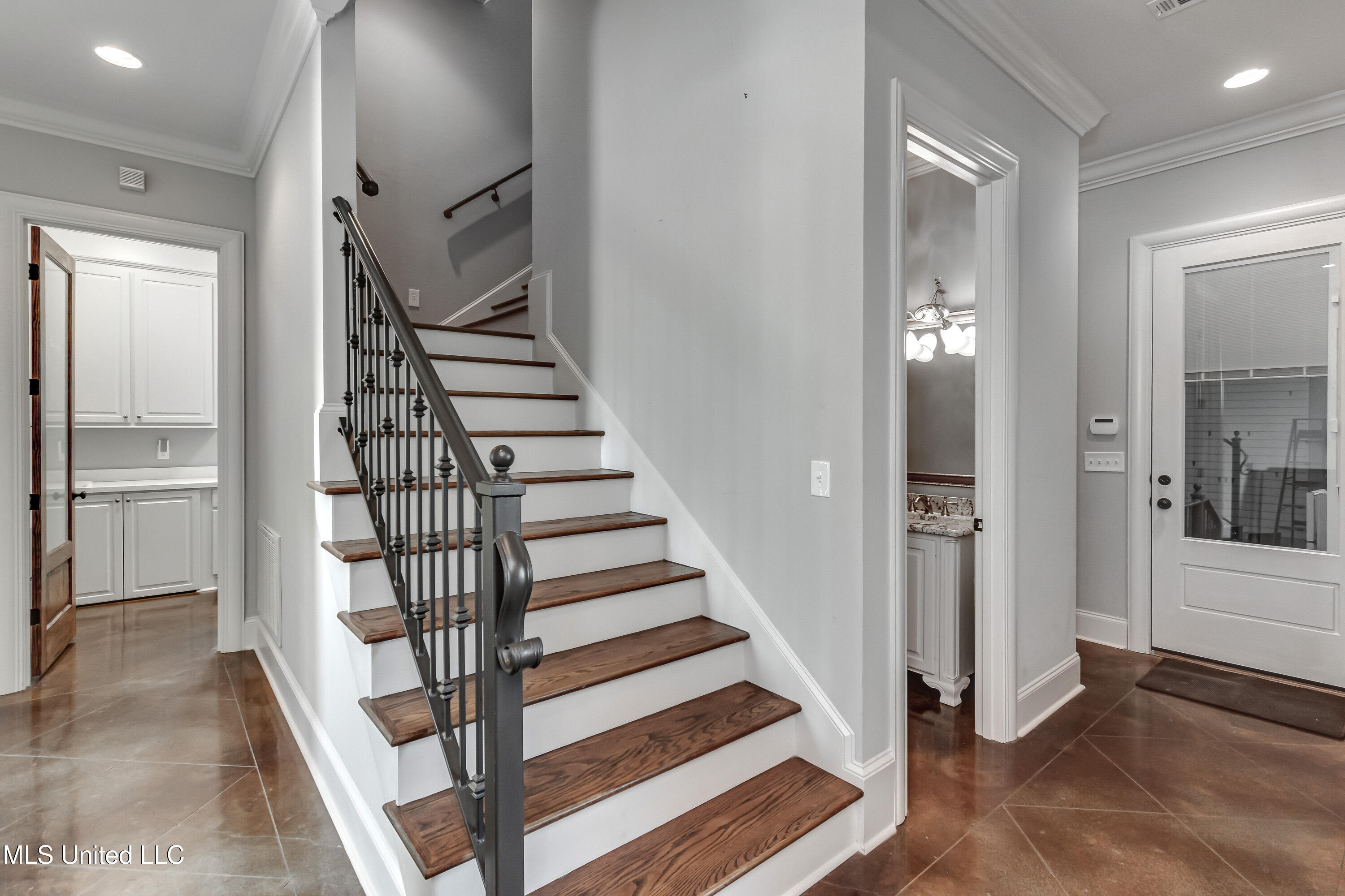 294 Dover Lane