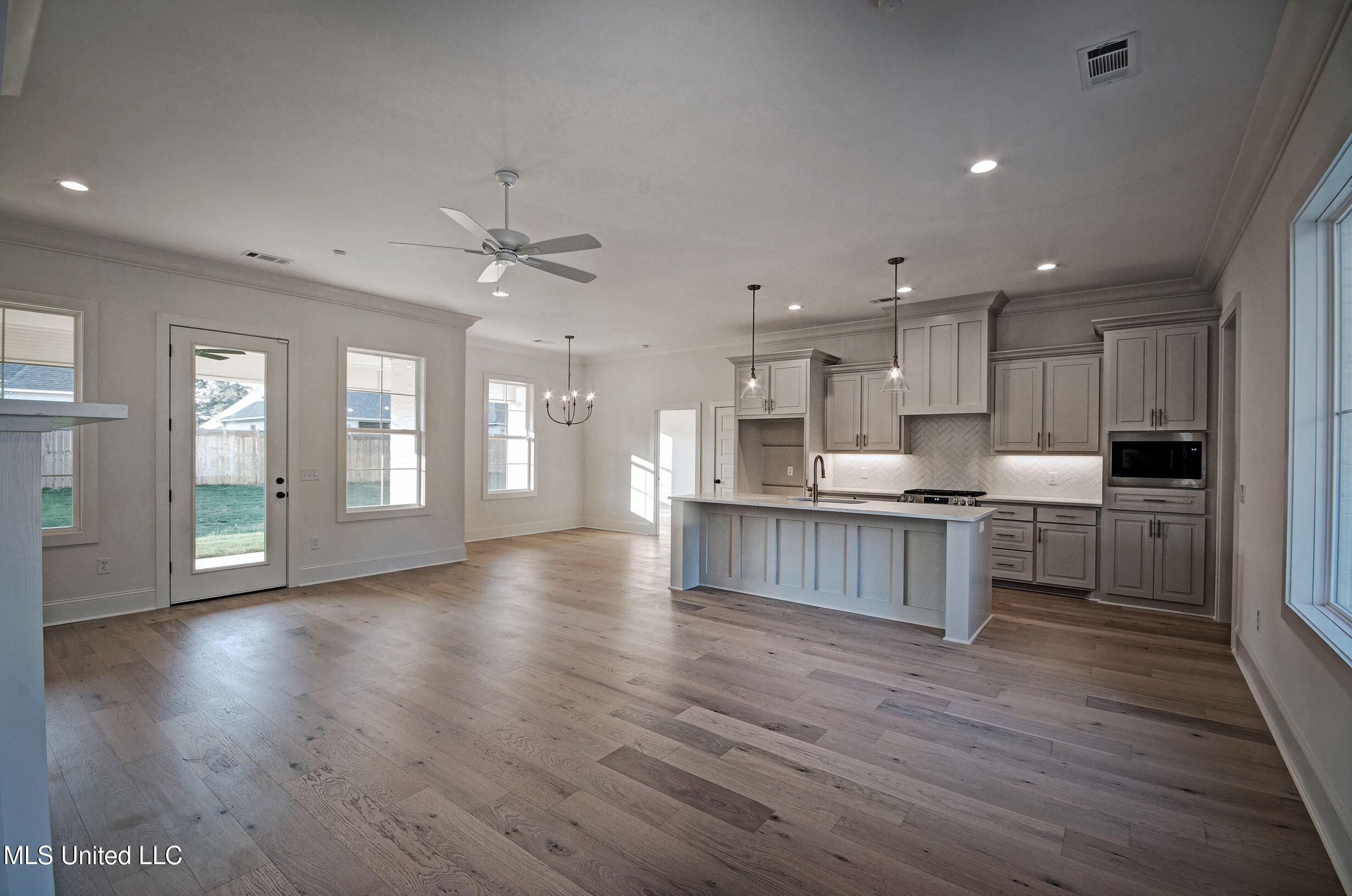 124 Springs Crossing