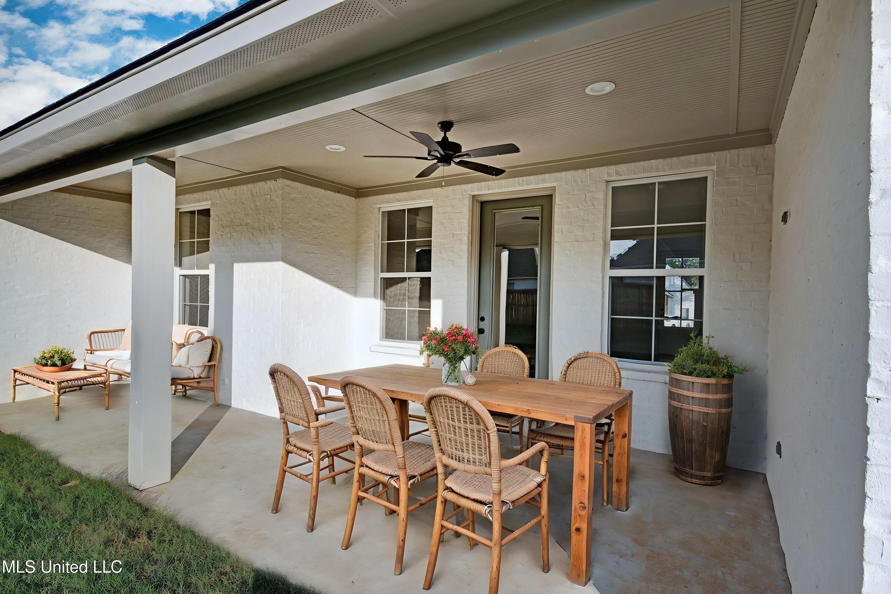124 Springs Crossing