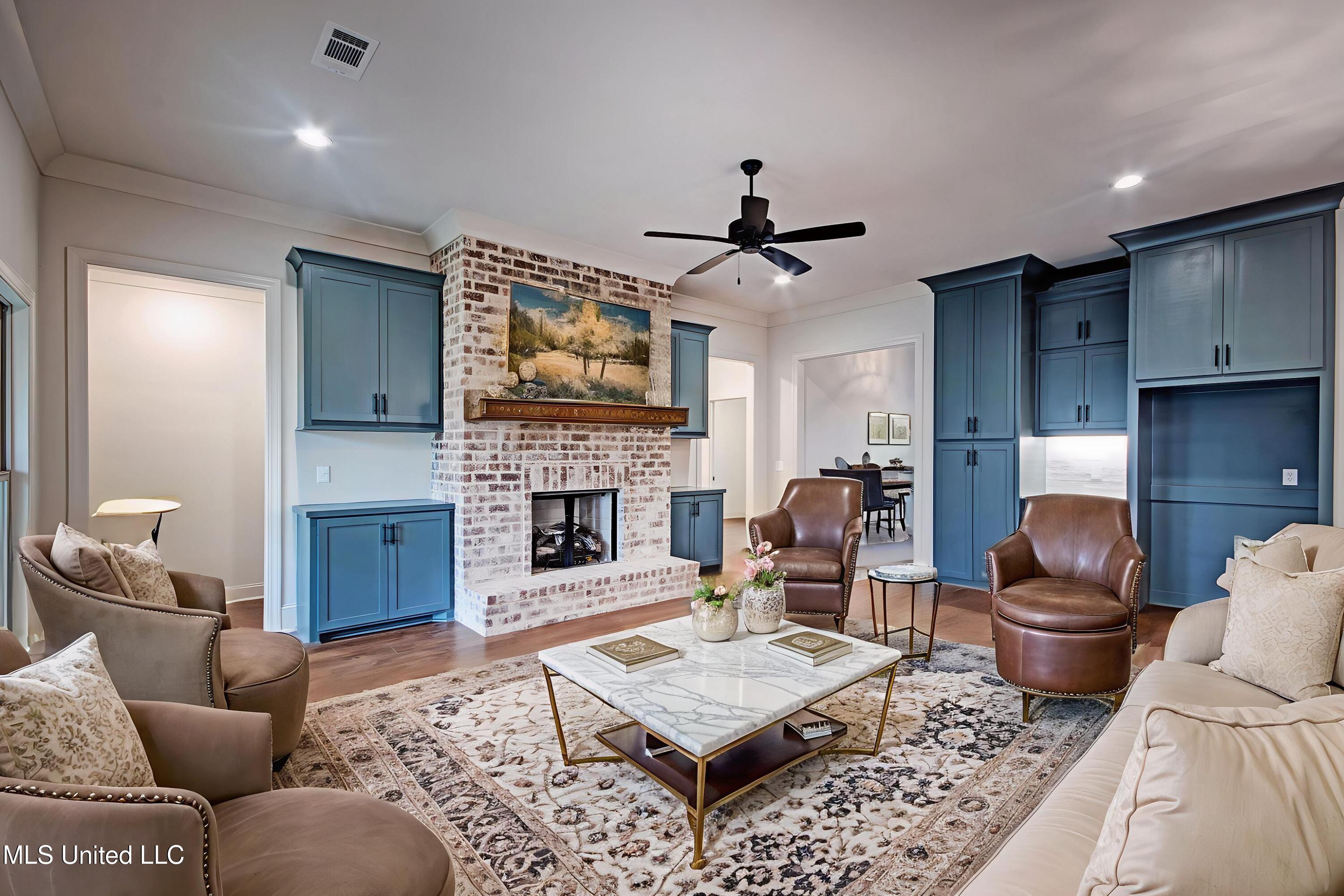 111 Southern Oak Way, Lot 54