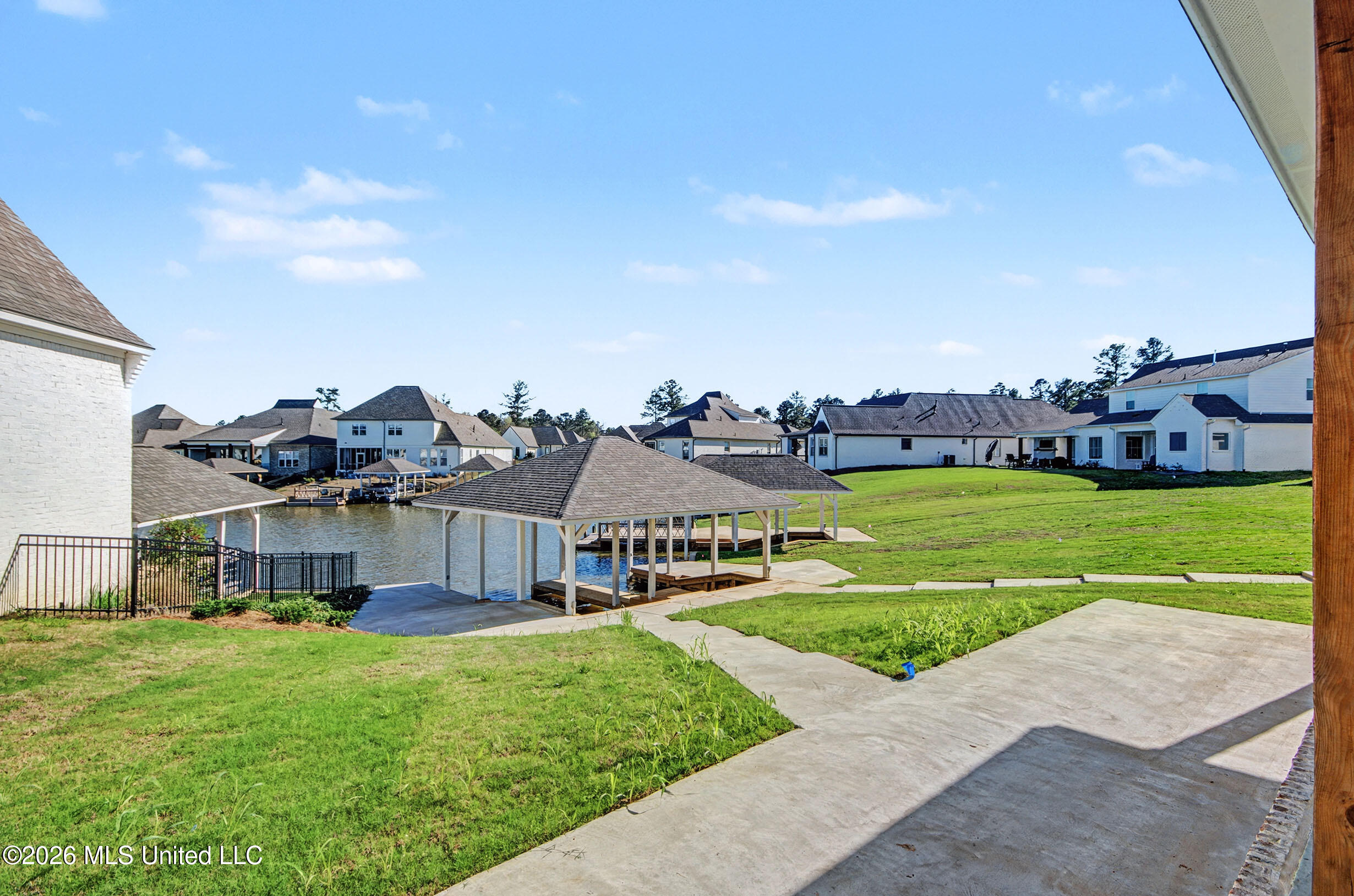 106 Heron'S Bay Circle