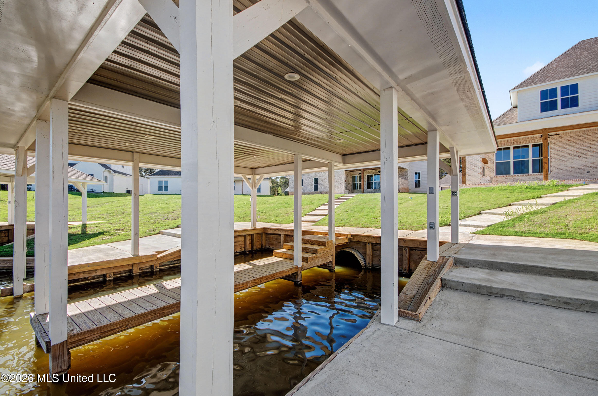 106 Heron'S Bay Circle