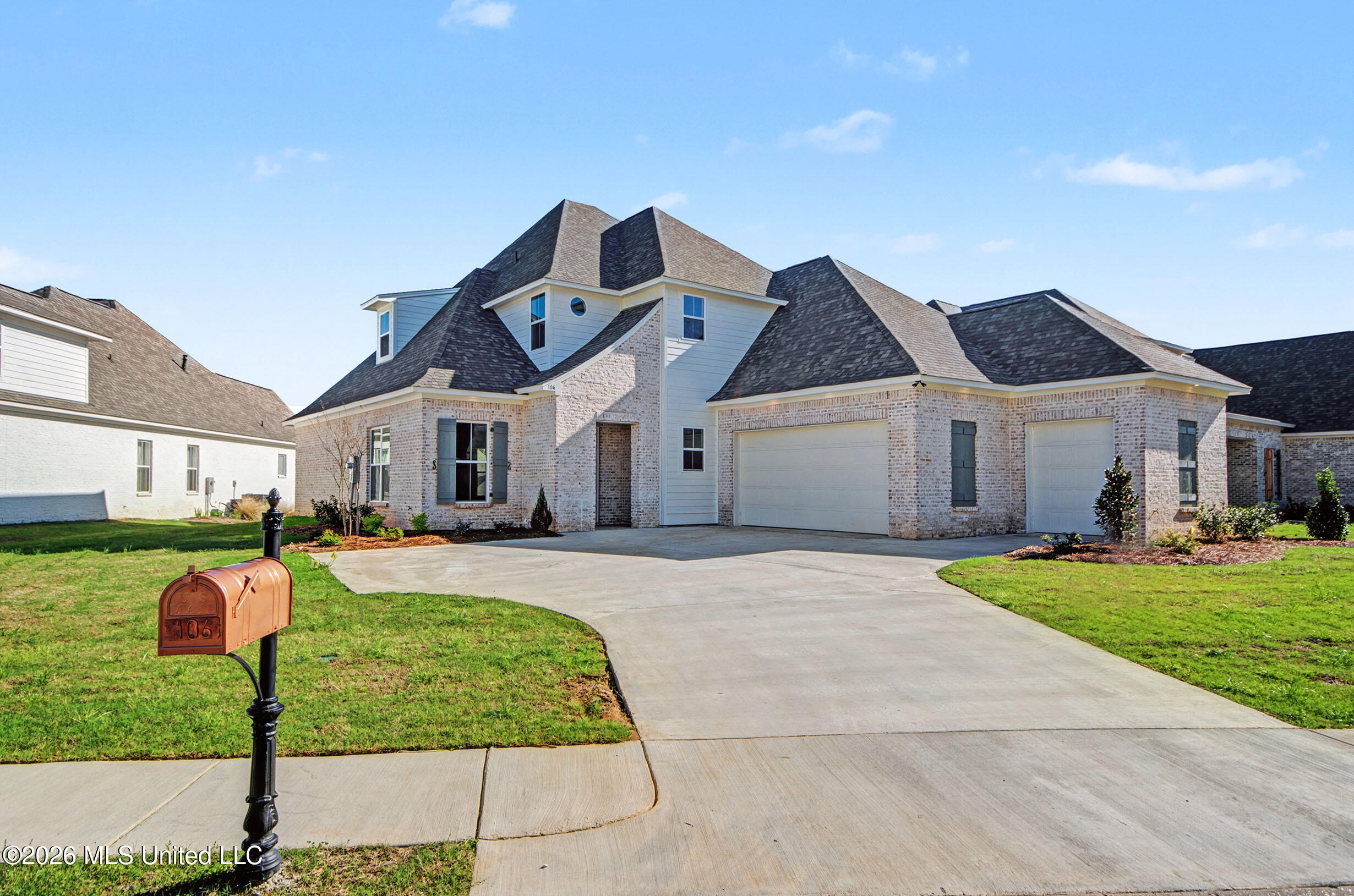 106 Heron'S Bay Circle