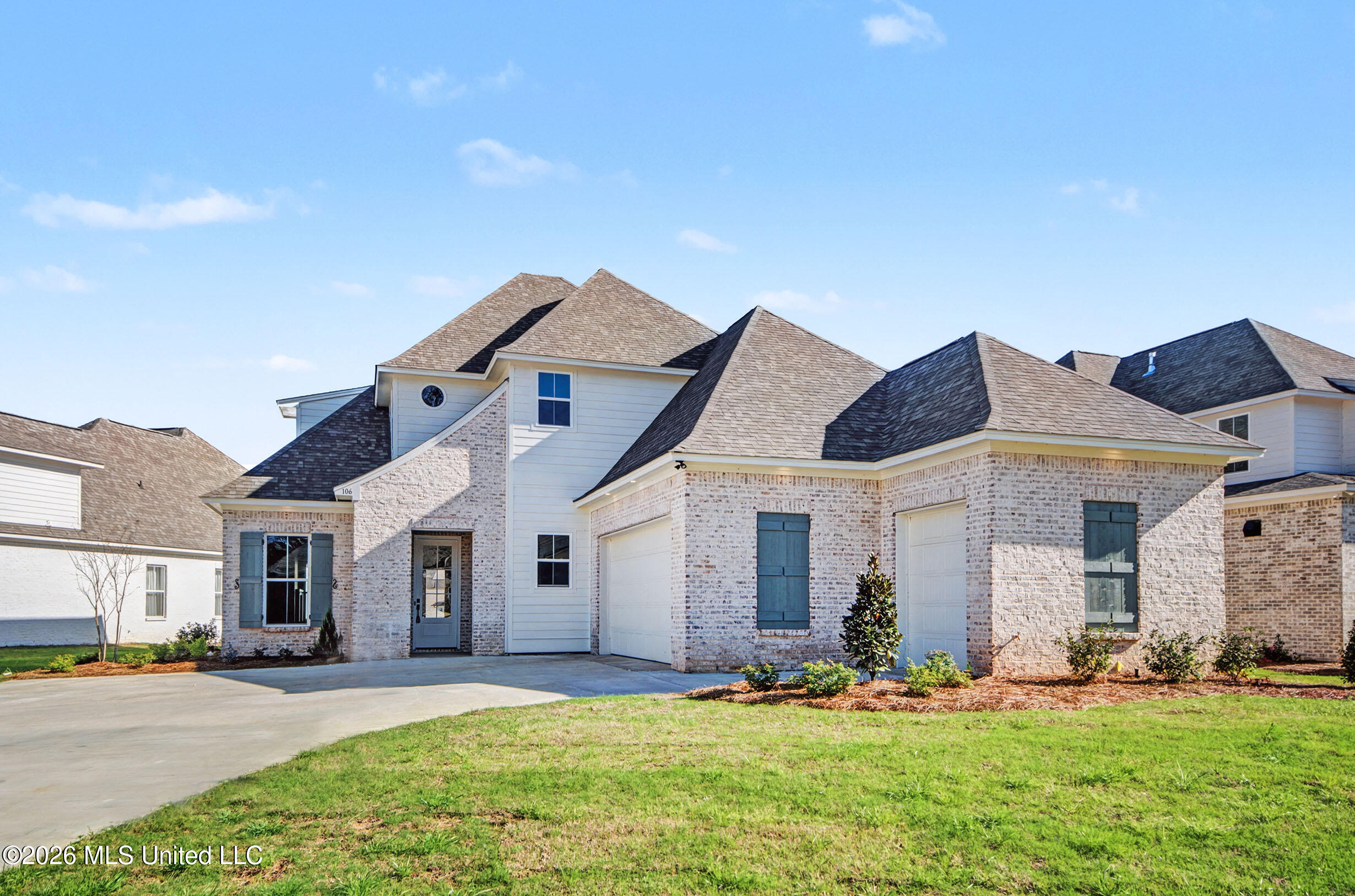 106 Heron'S Bay Circle