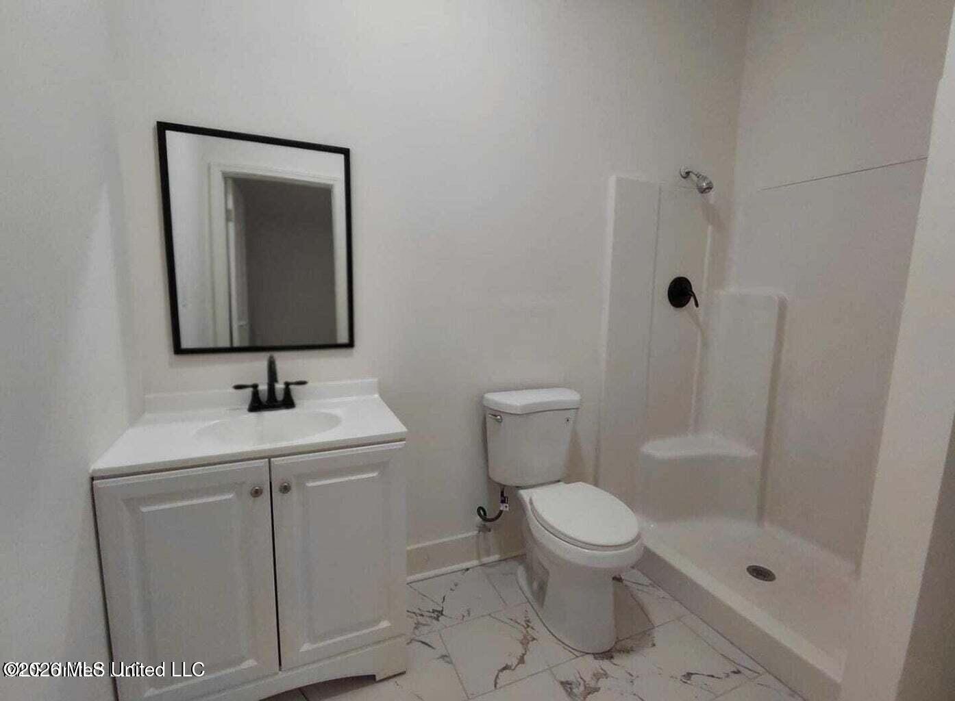 352 Beverly Circle