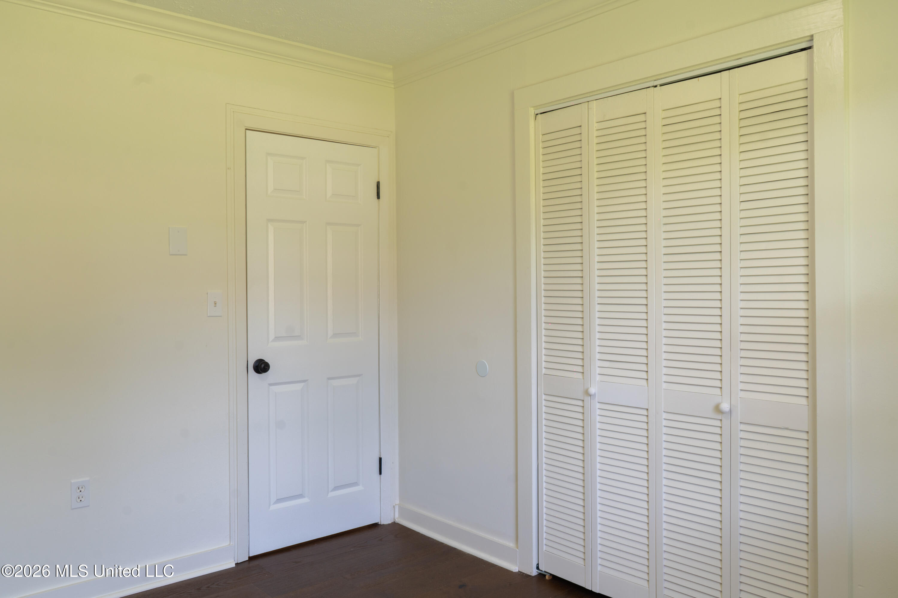 352 Beverly Circle