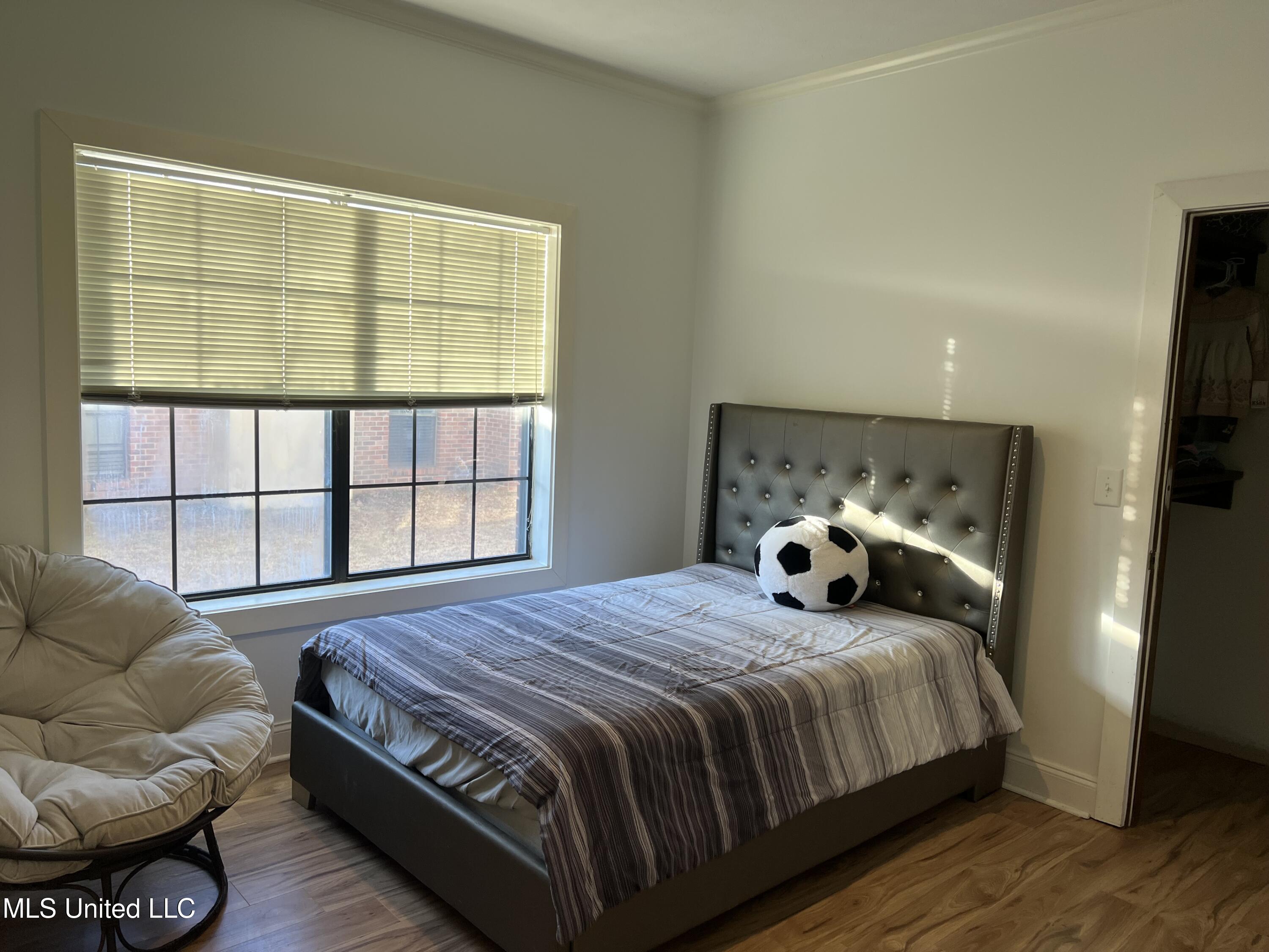 646 Bryceland Boulevard