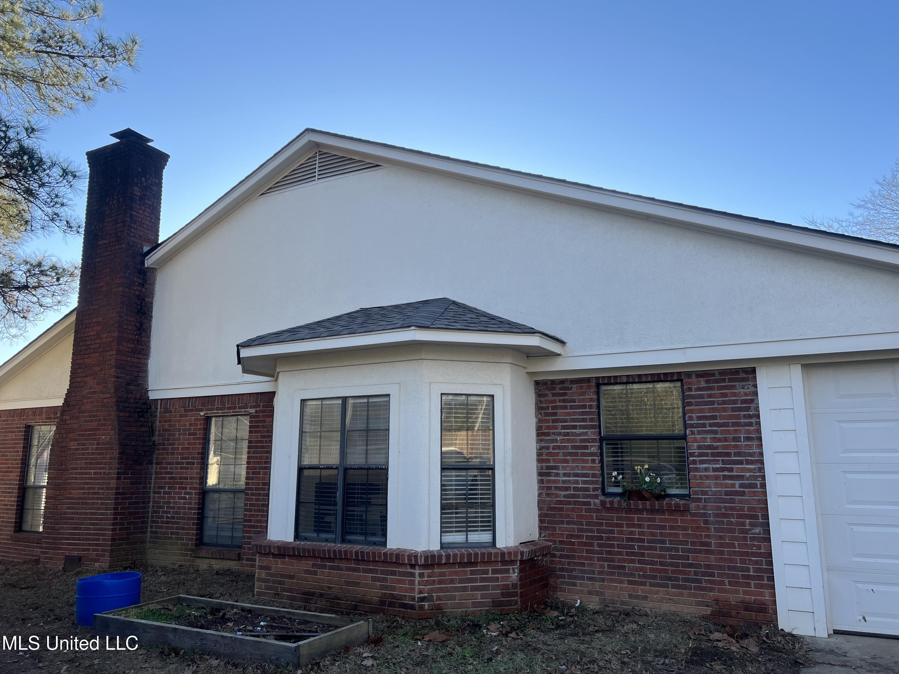 646 Bryceland Boulevard