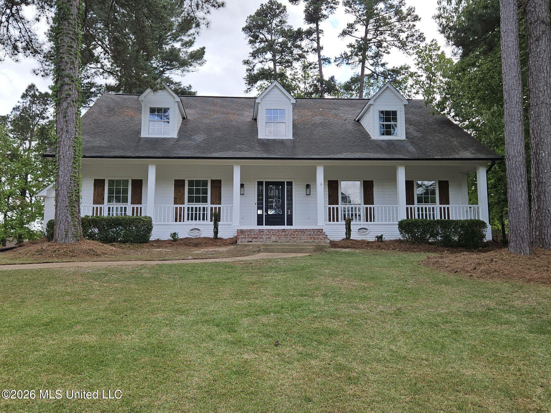 148 Bridlewood Drive