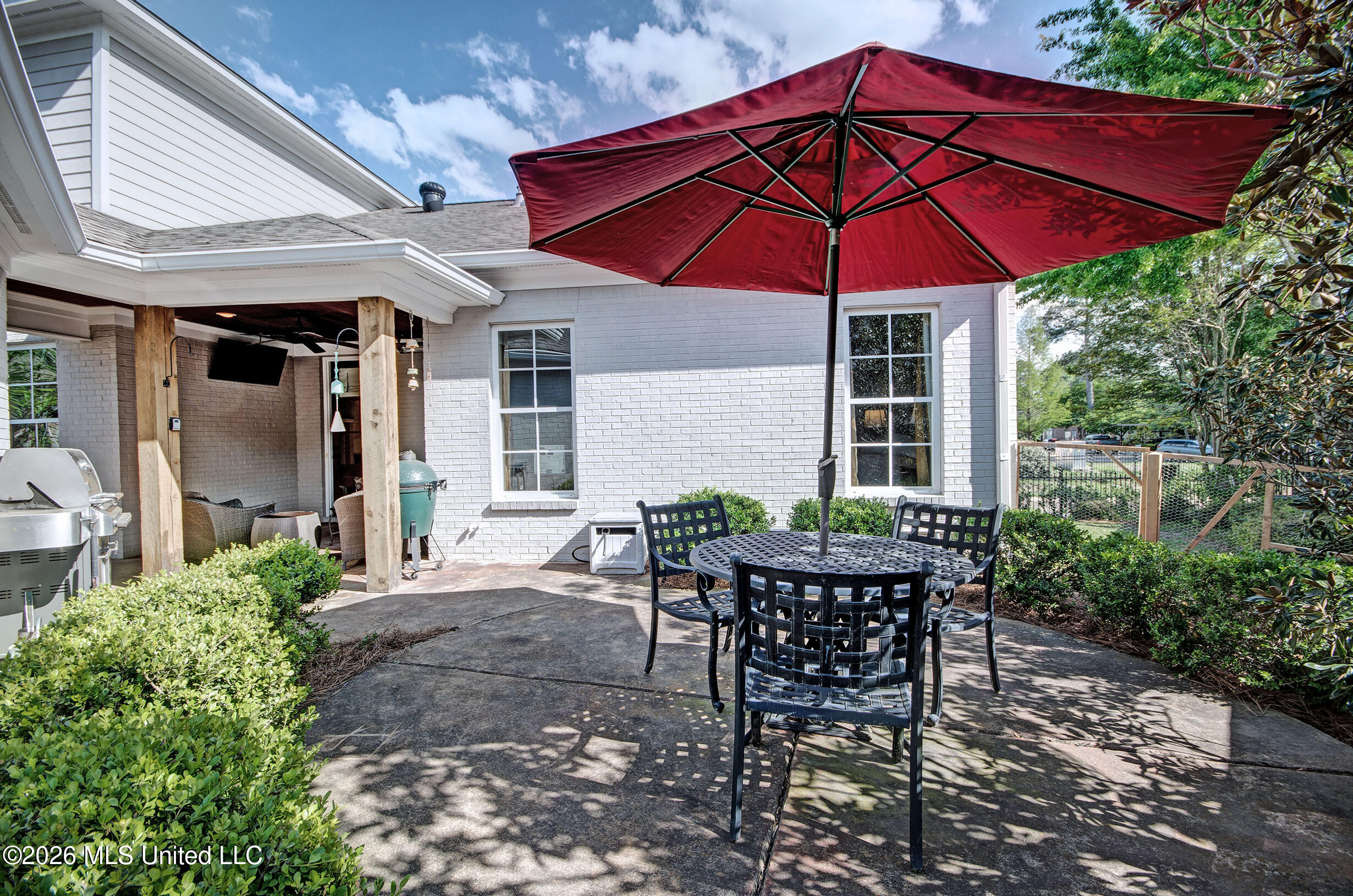 1 Fondren Green Circle