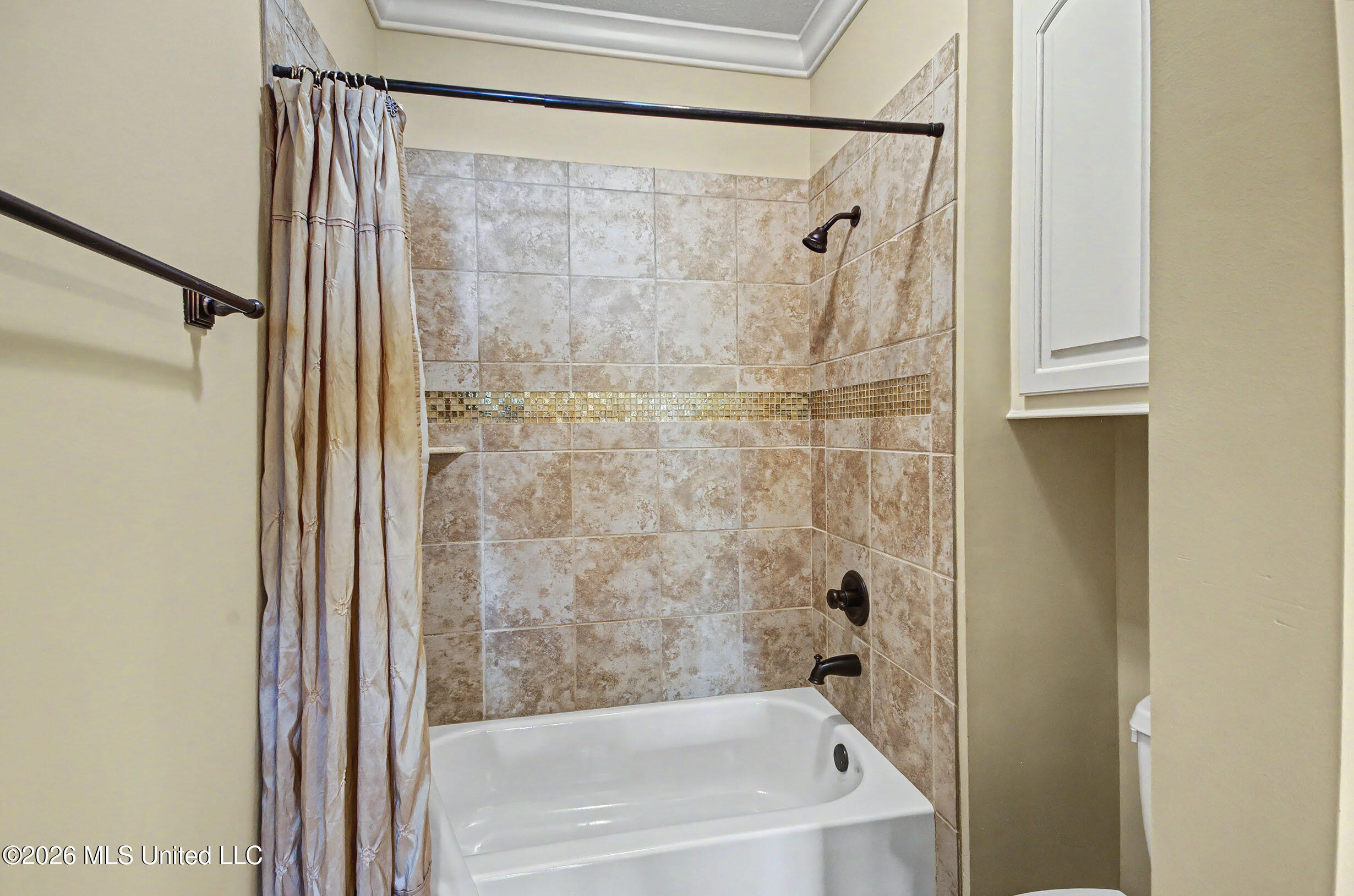 1 Fondren Green Circle