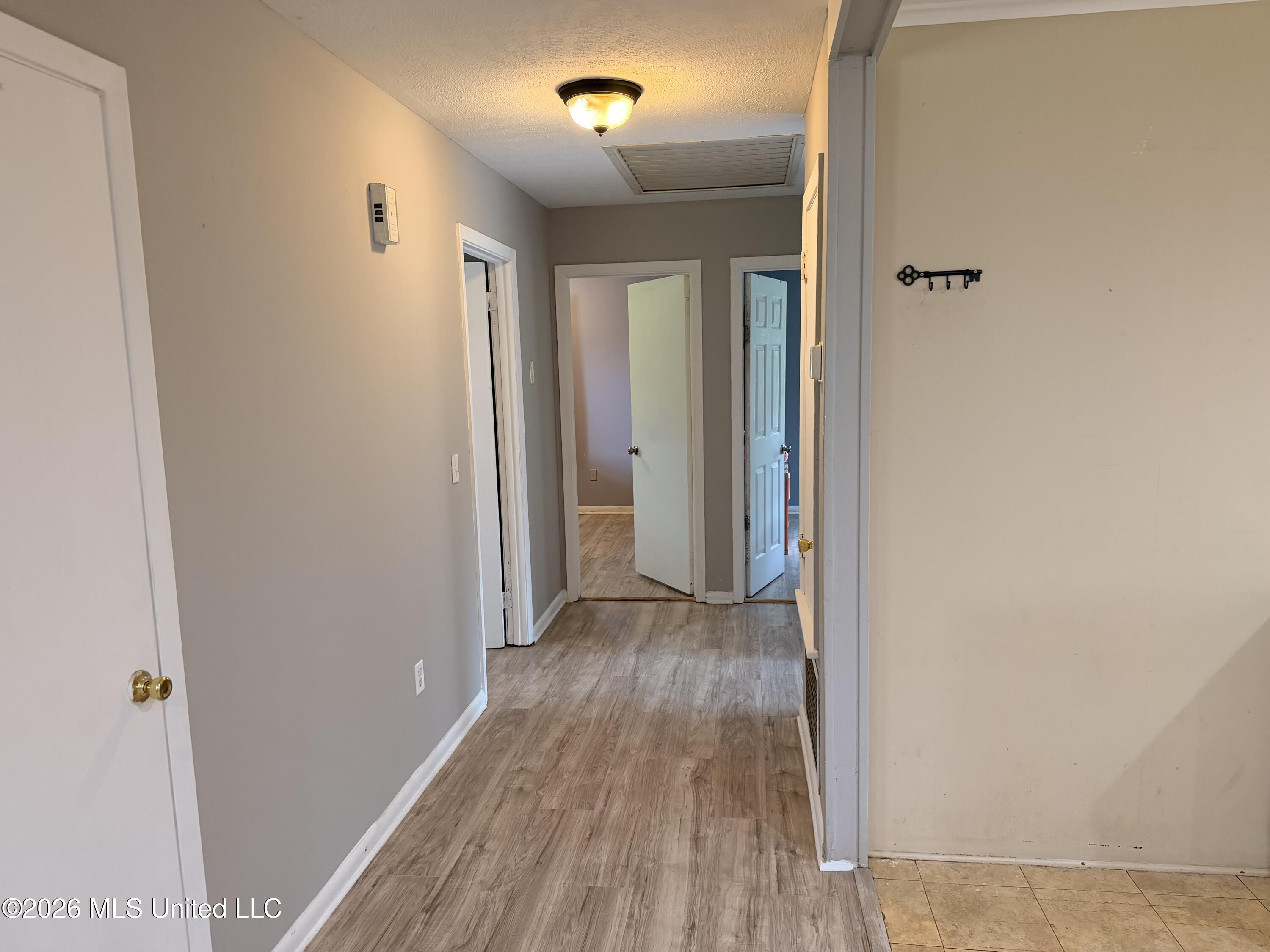 527 Carpenter Street