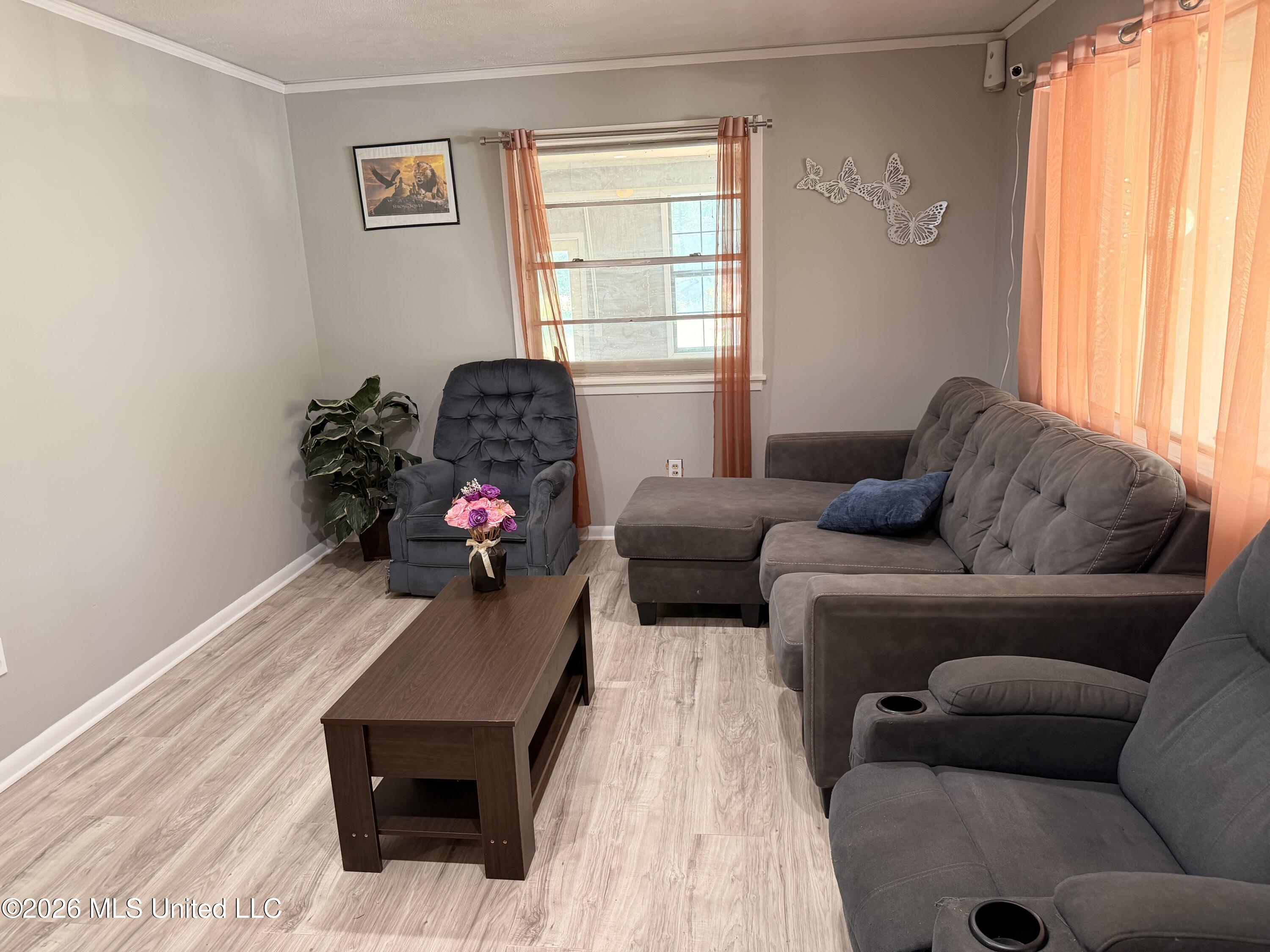 527 Carpenter Street