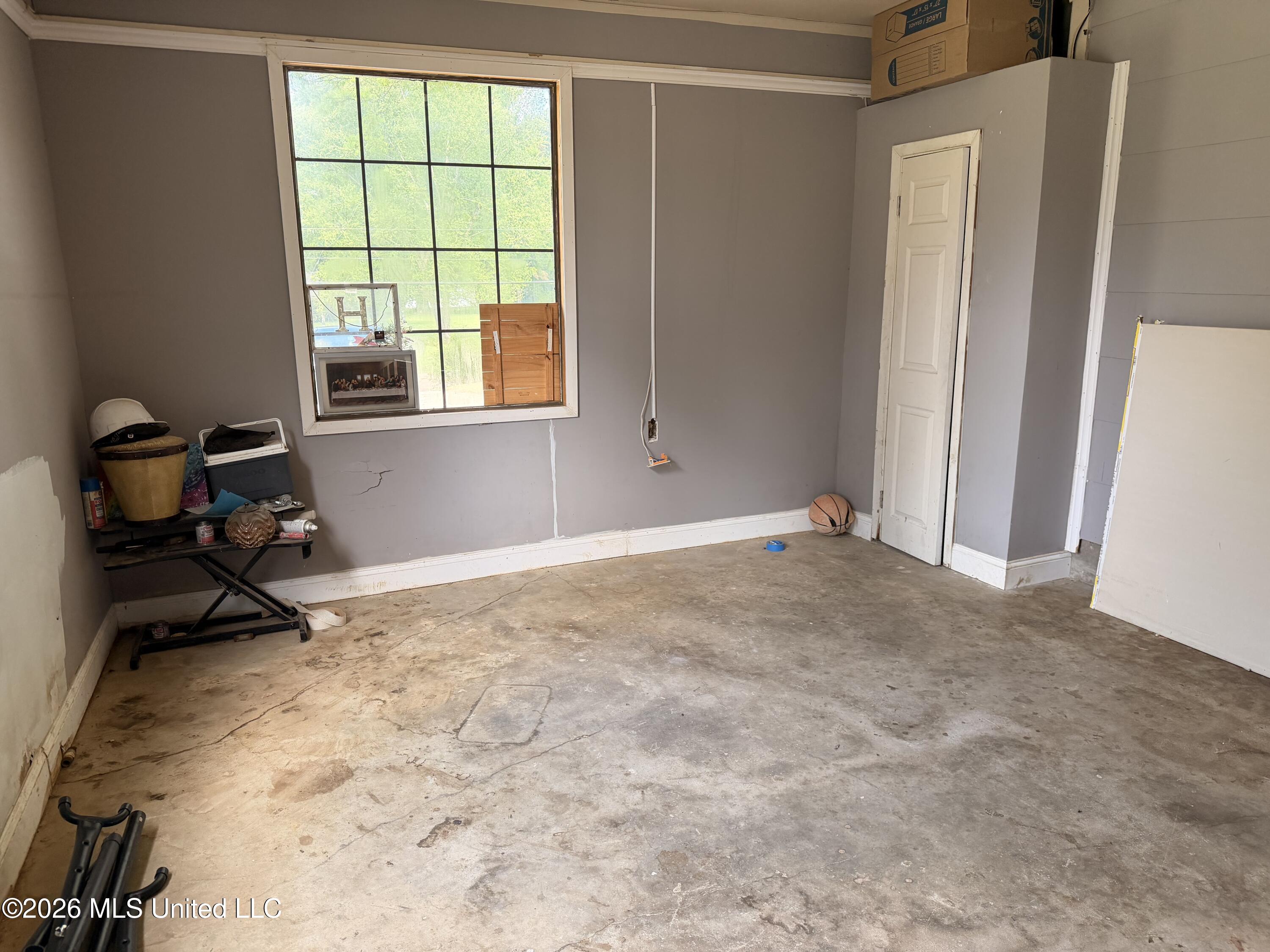 527 Carpenter Street