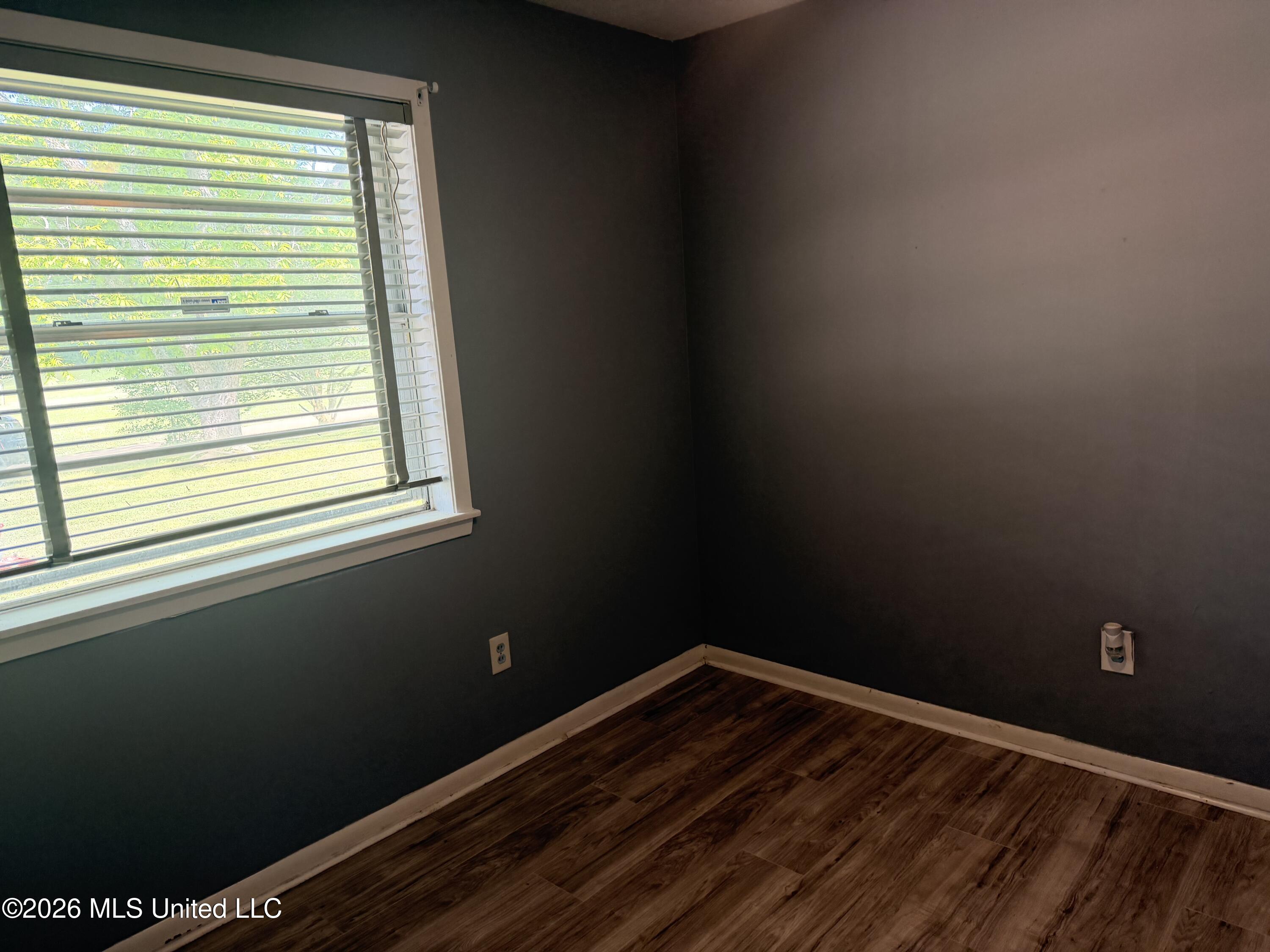 527 Carpenter Street