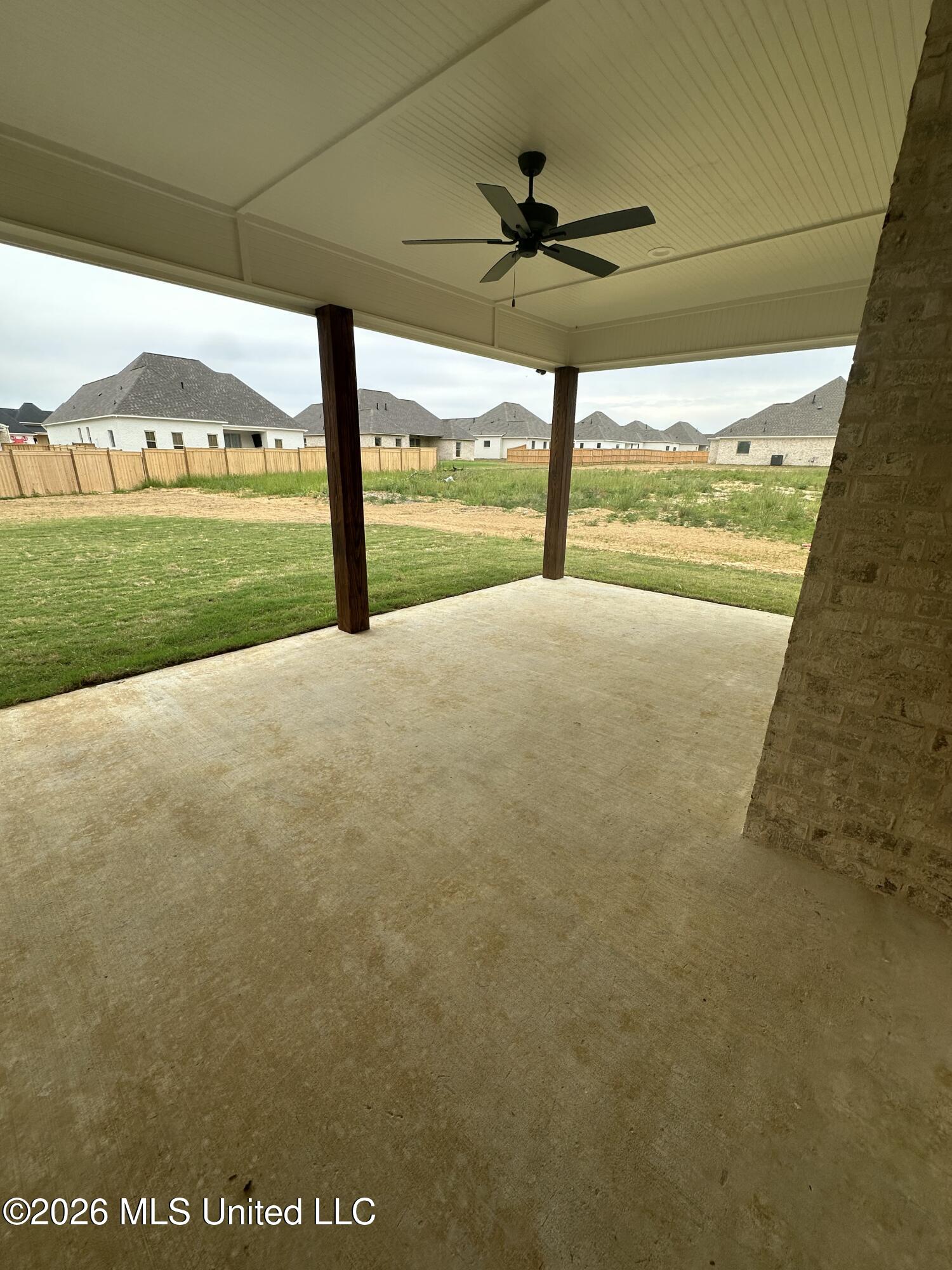 385 Aurora Circle