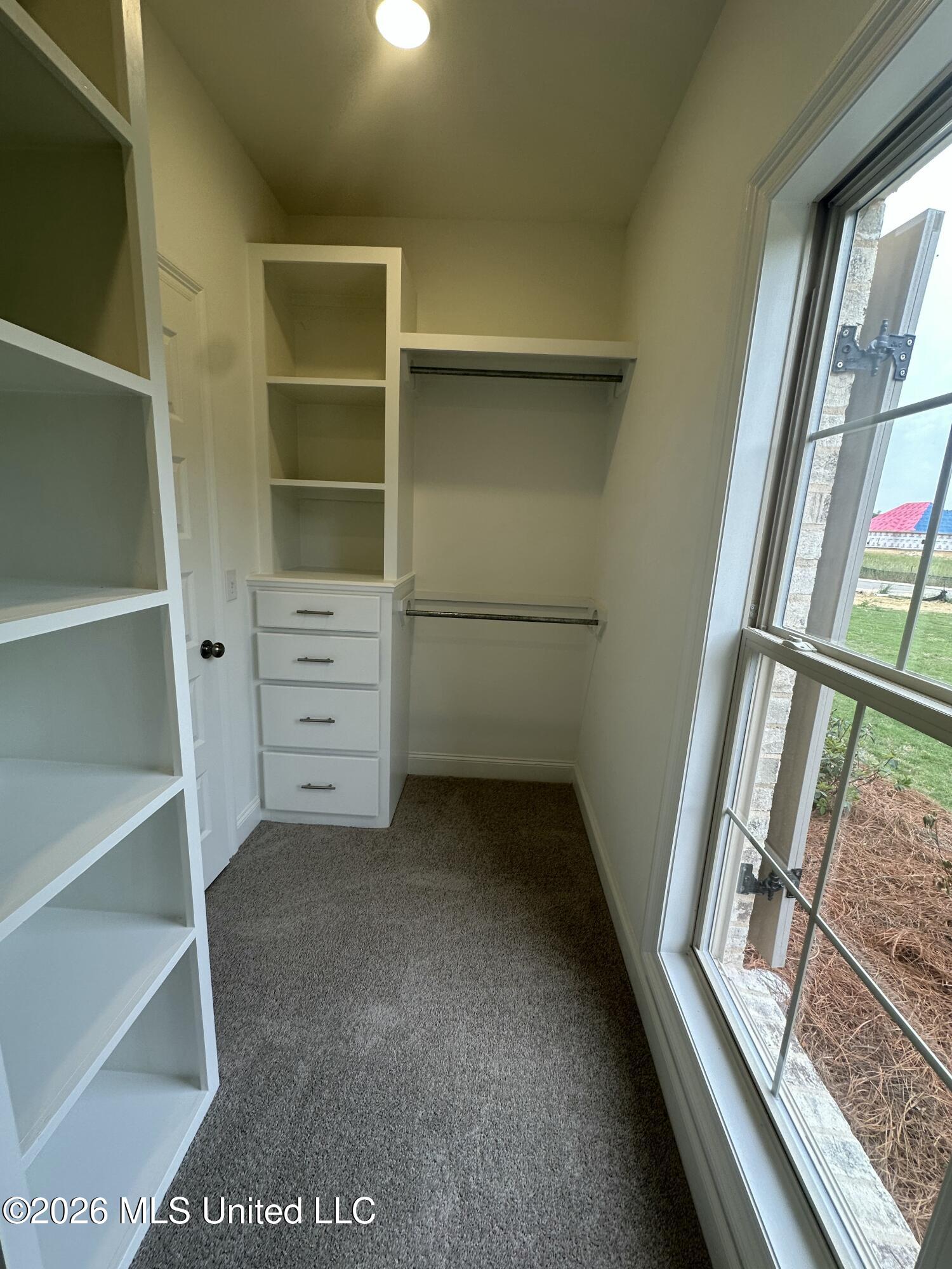 385 Aurora Circle