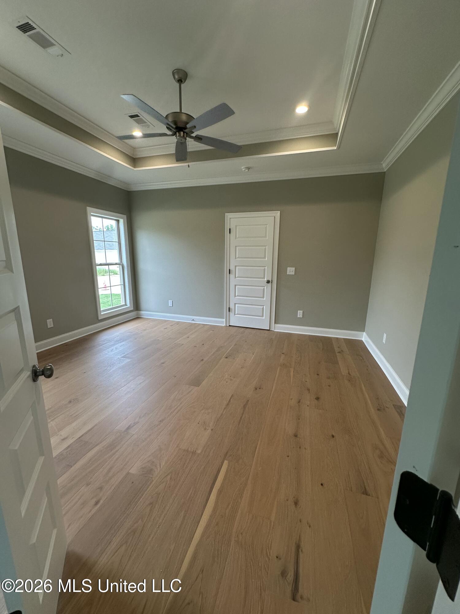 385 Aurora Circle