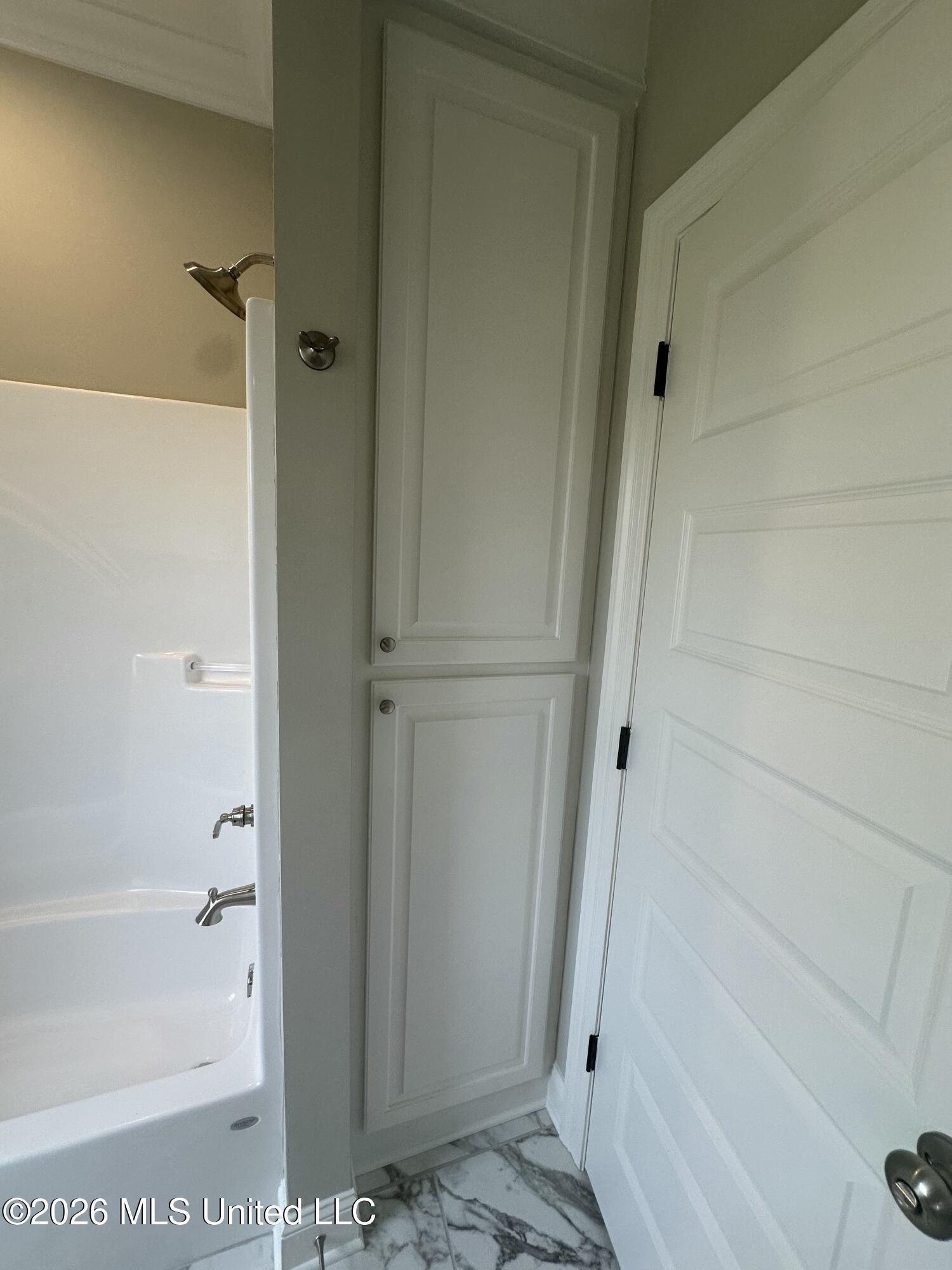 385 Aurora Circle