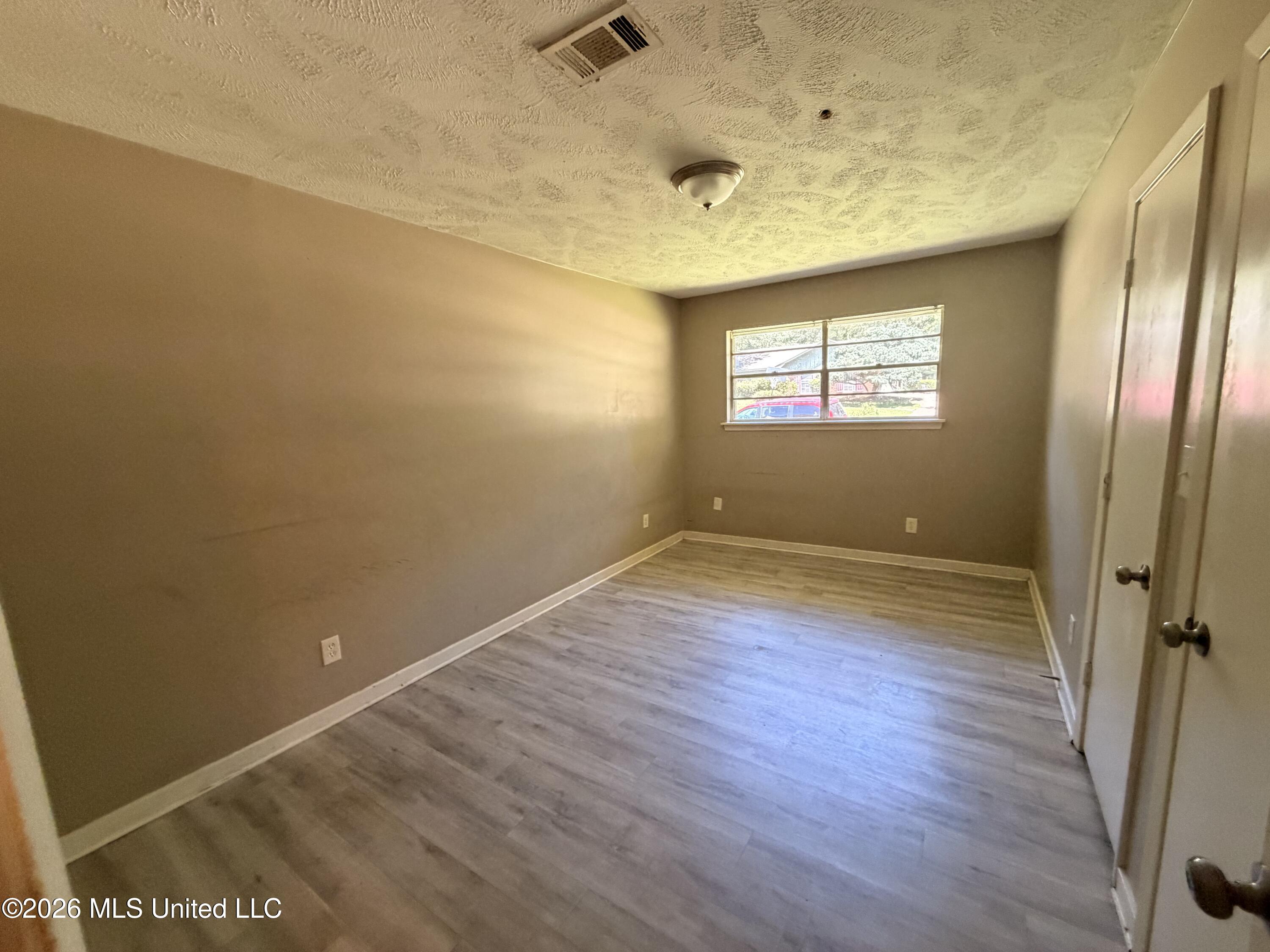 2229 Scanlon Drive