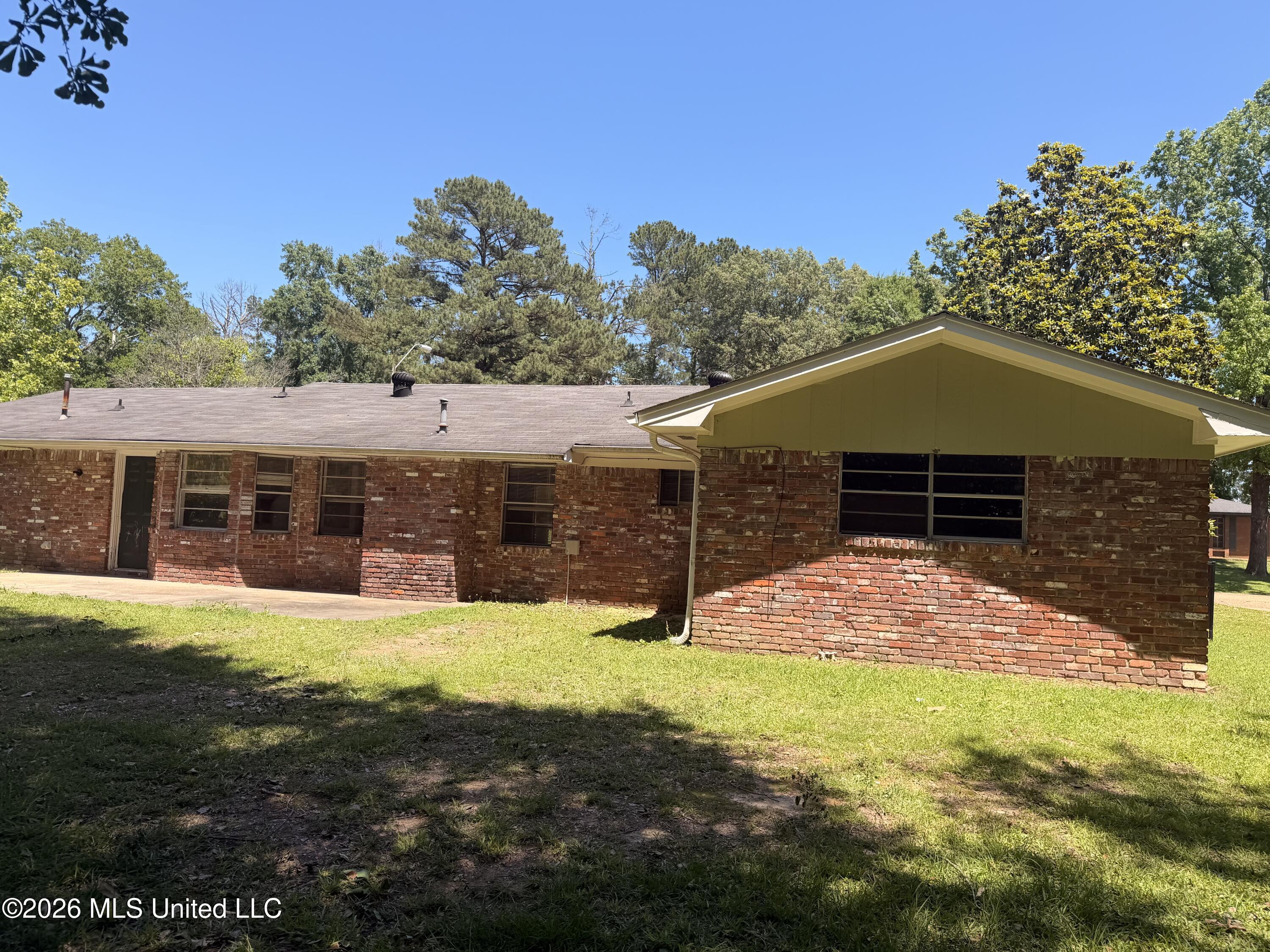 2229 Scanlon Drive