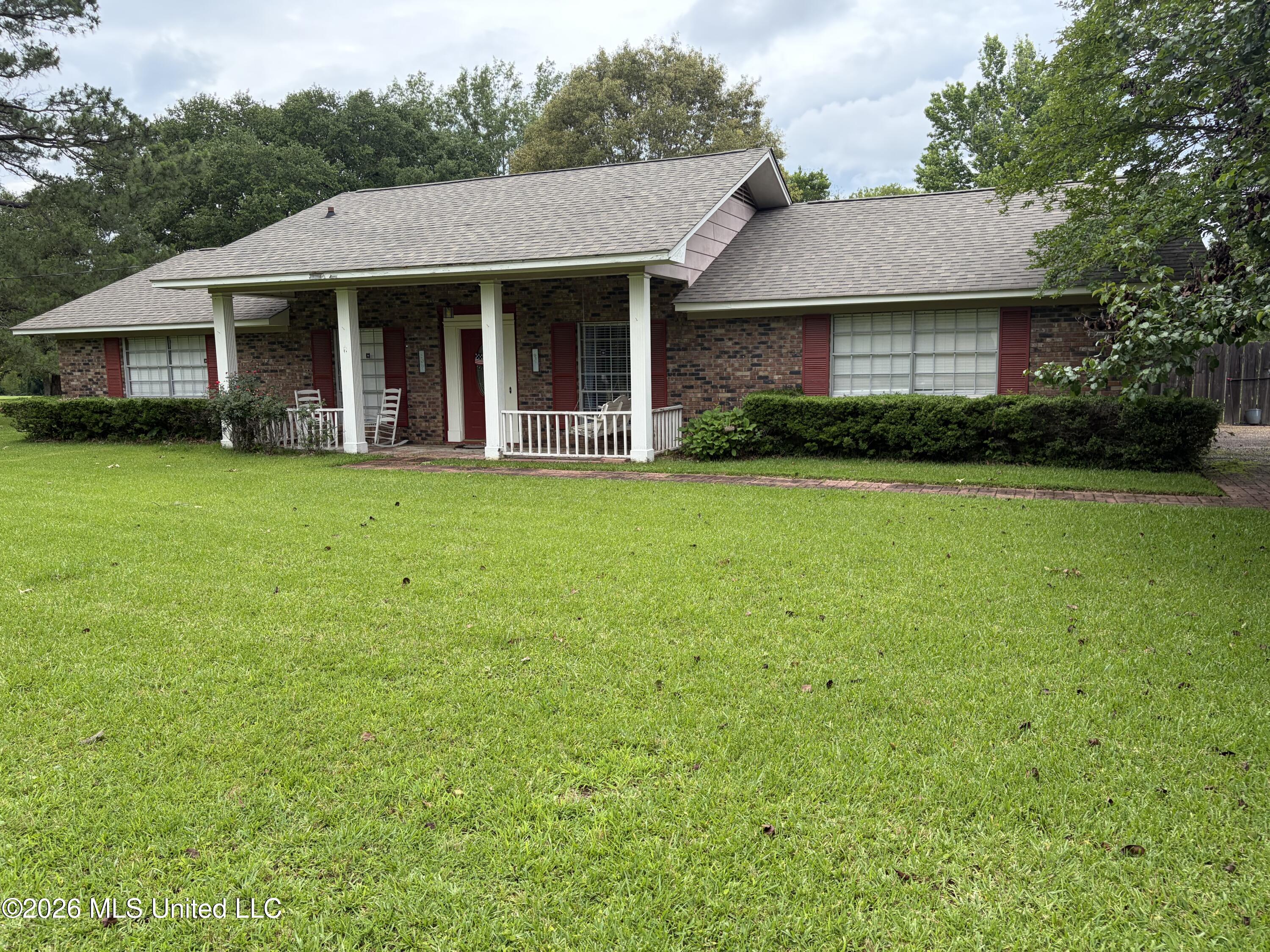 23 Nelson Circle