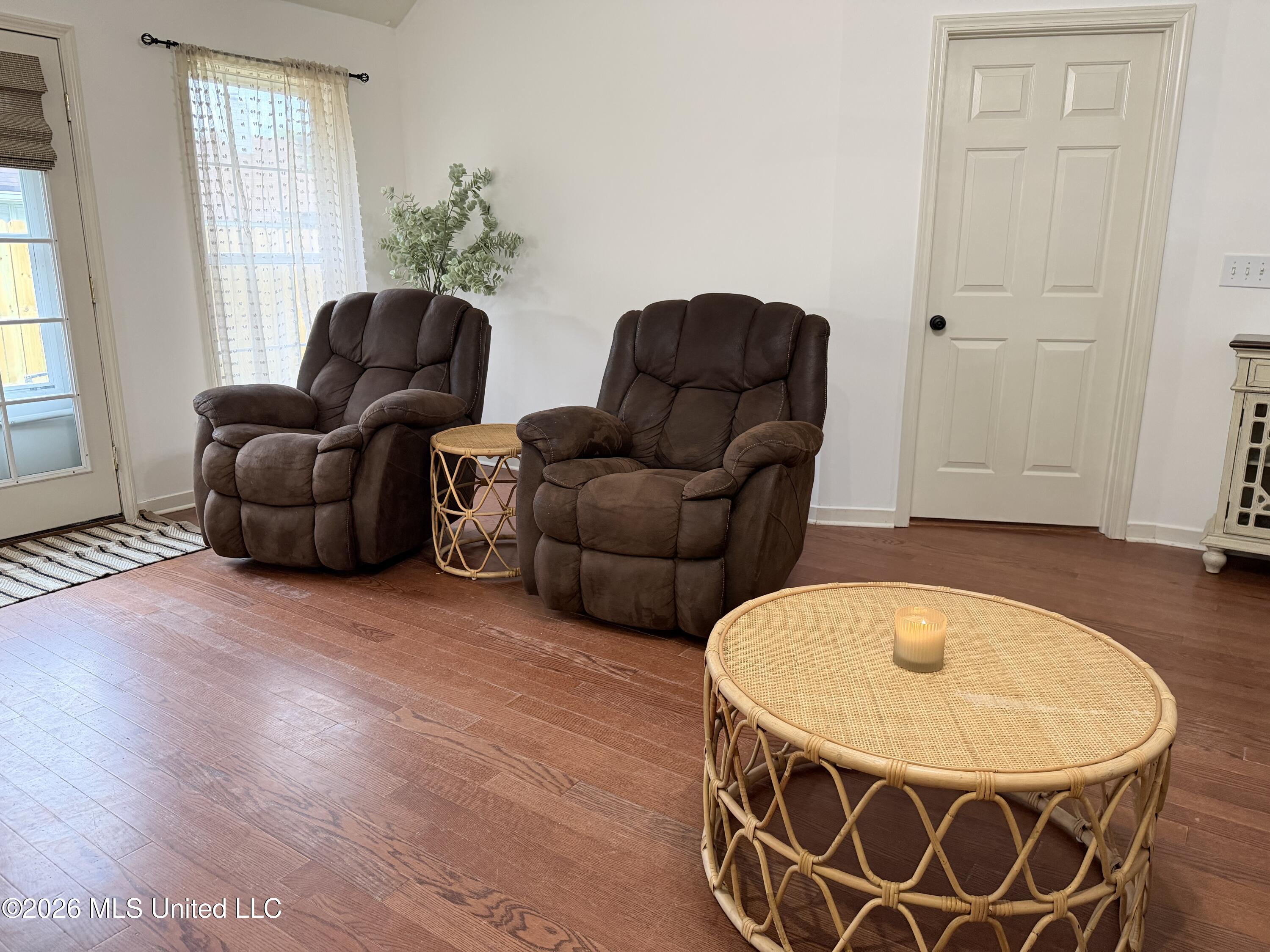 306 Silverleaf Cove