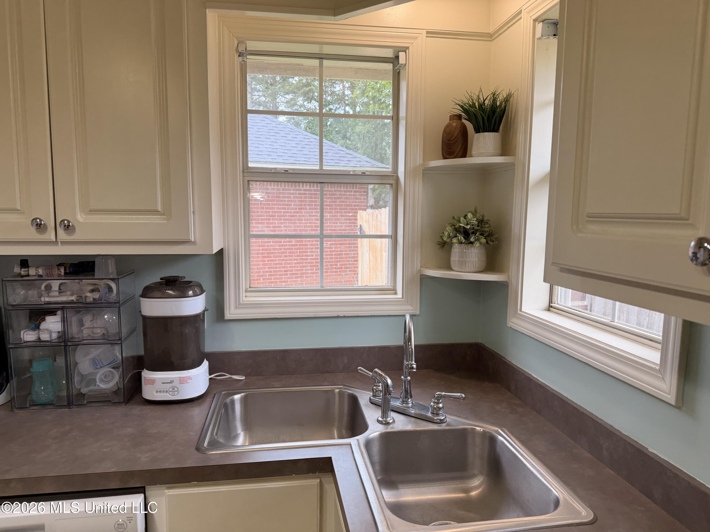 306 Silverleaf Cove