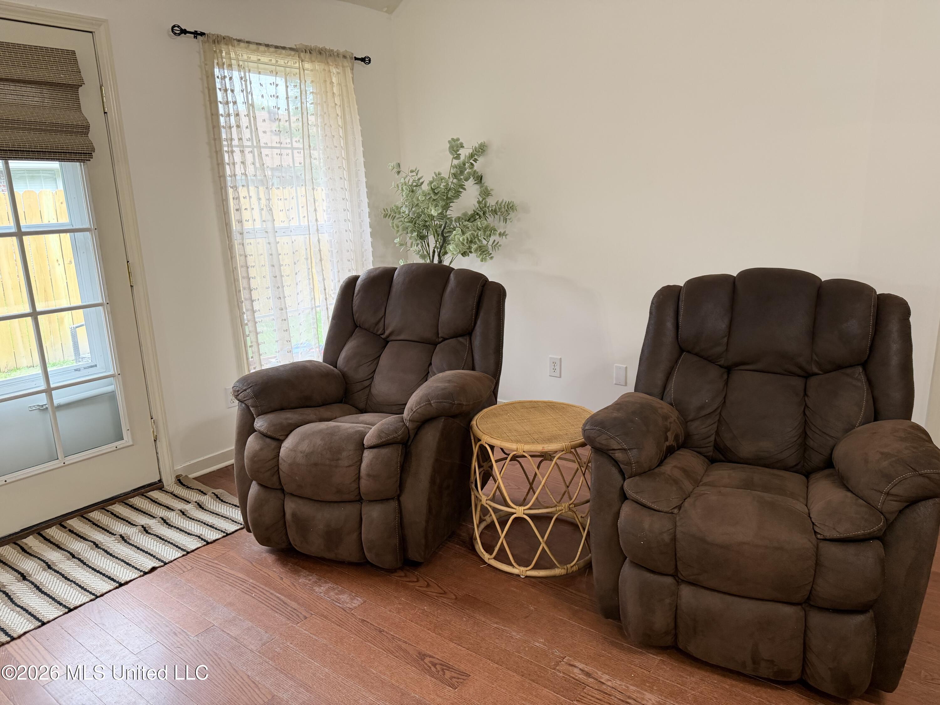 306 Silverleaf Cove