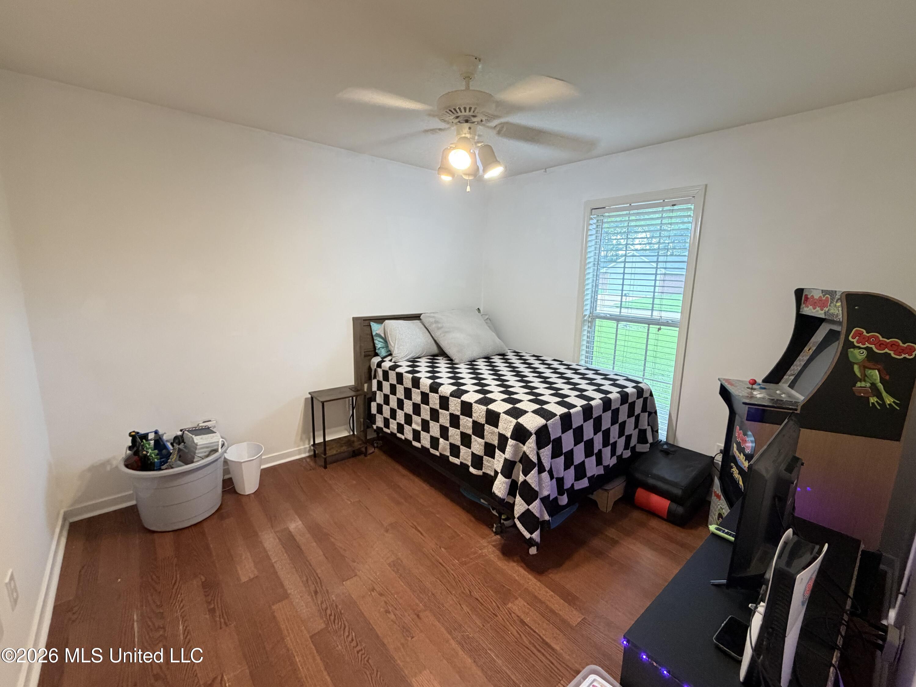 306 Silverleaf Cove