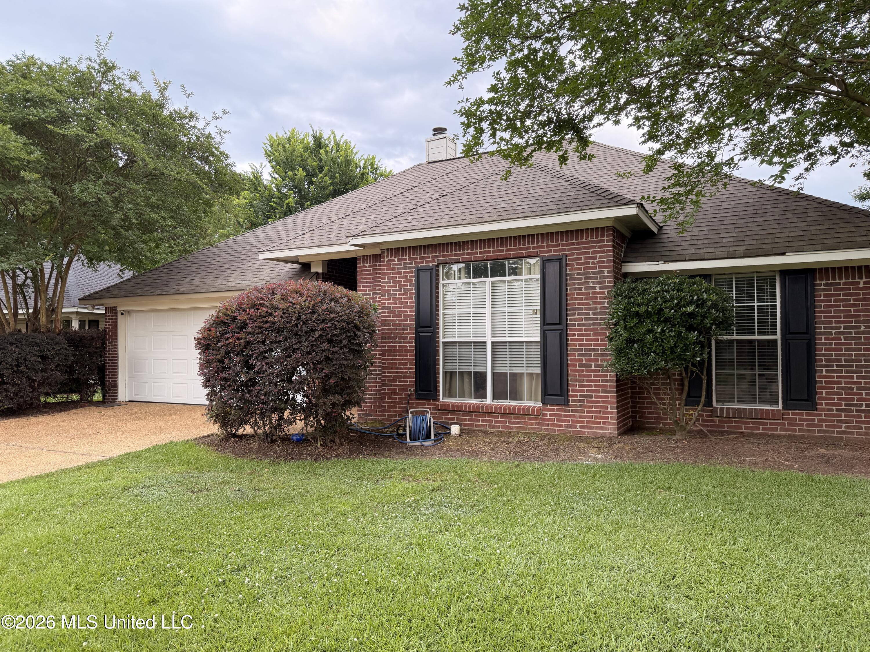 306 Silverleaf Cove