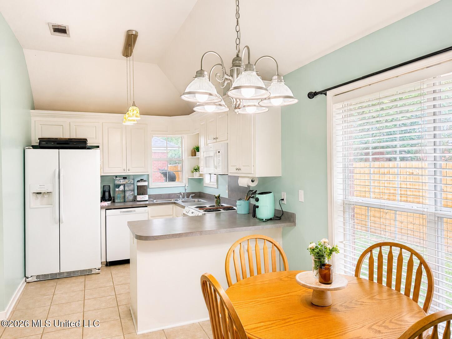 306 Silverleaf Cove