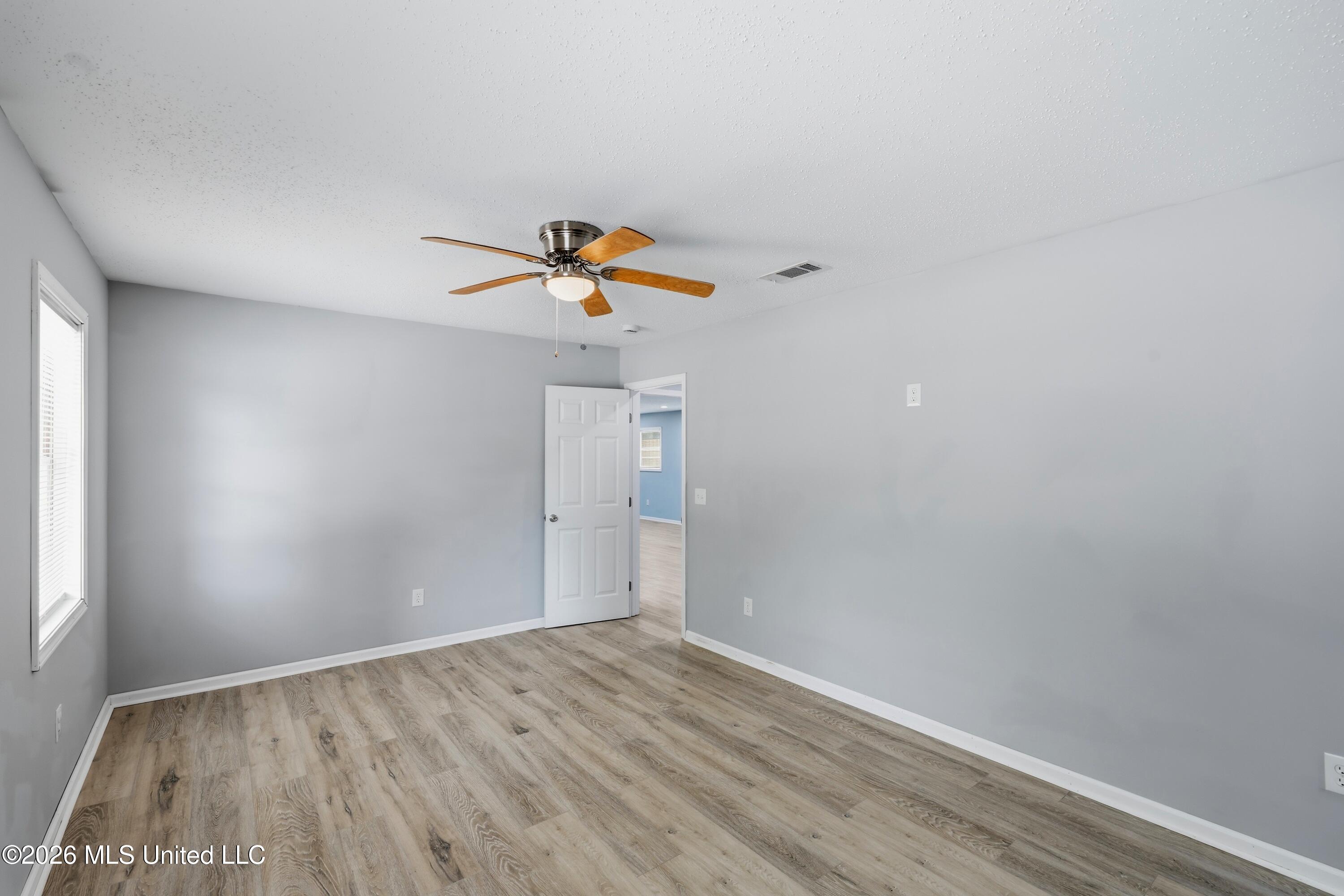 1392 Old Lake Road